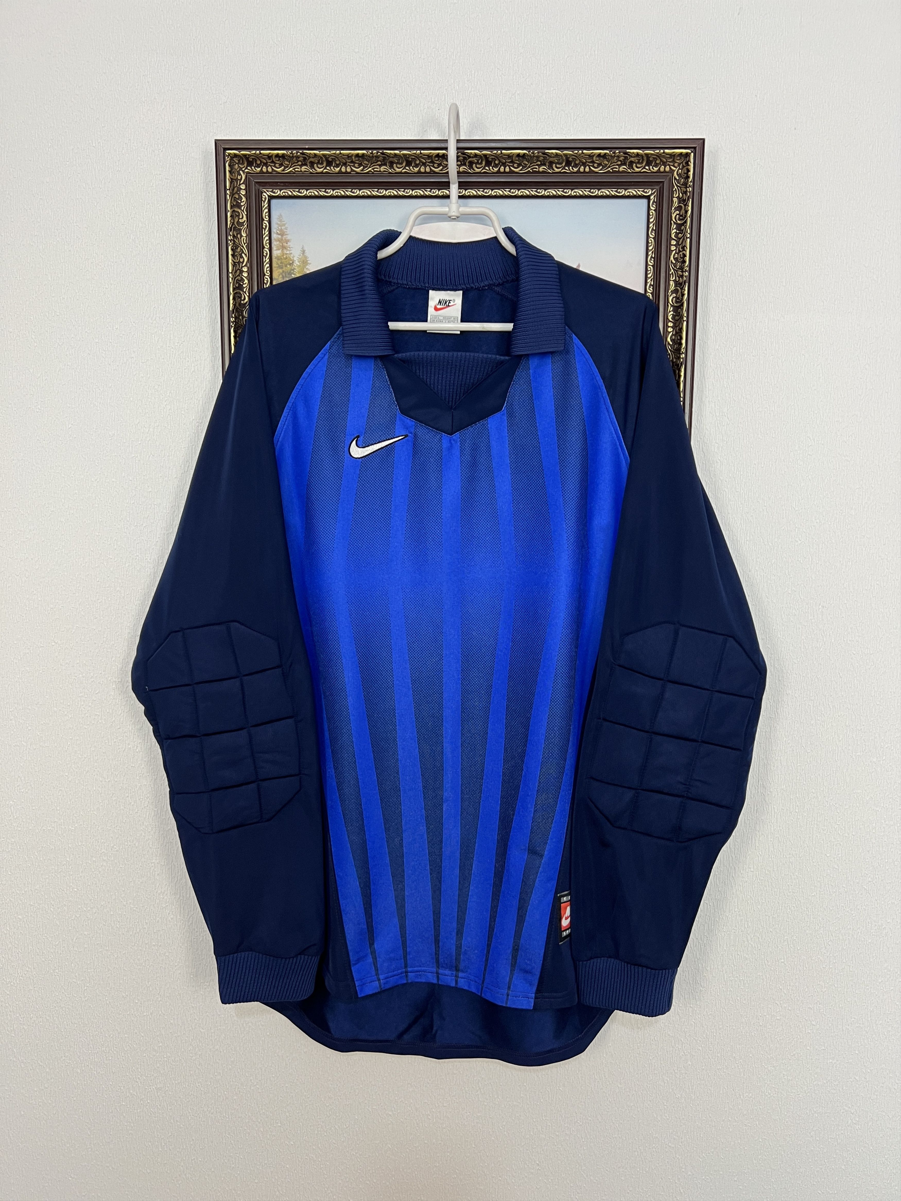 Nike Vintage 90's Nike Goalkeeper Template Football Shirt Soccer Size US L / EU 52-54 / 3 - 1 Thumbnail