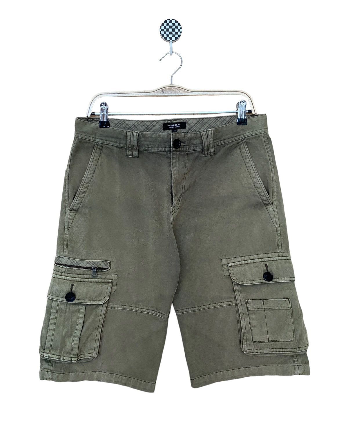 Burberry × Designer × Vintage Vintage Brand Burberry Sun Faded Short Pants 2000s Size US 34 / EU 50 - 1 Thumbnail