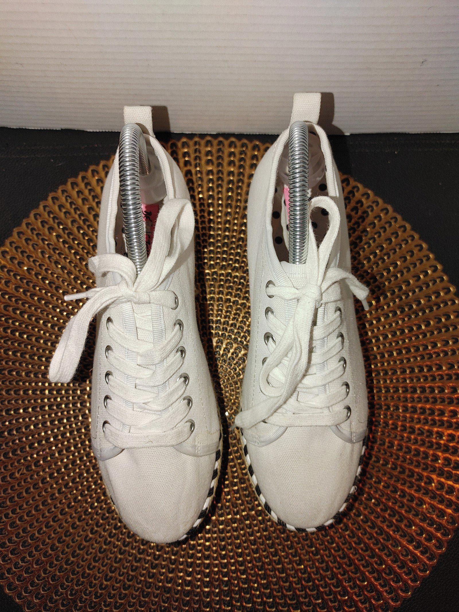 Designer Betsey Johnson Arbor Rainbow Platform Sneakers Size 7.5M Size US 7.5 / IT 37.5 - 3 Thumbnail
