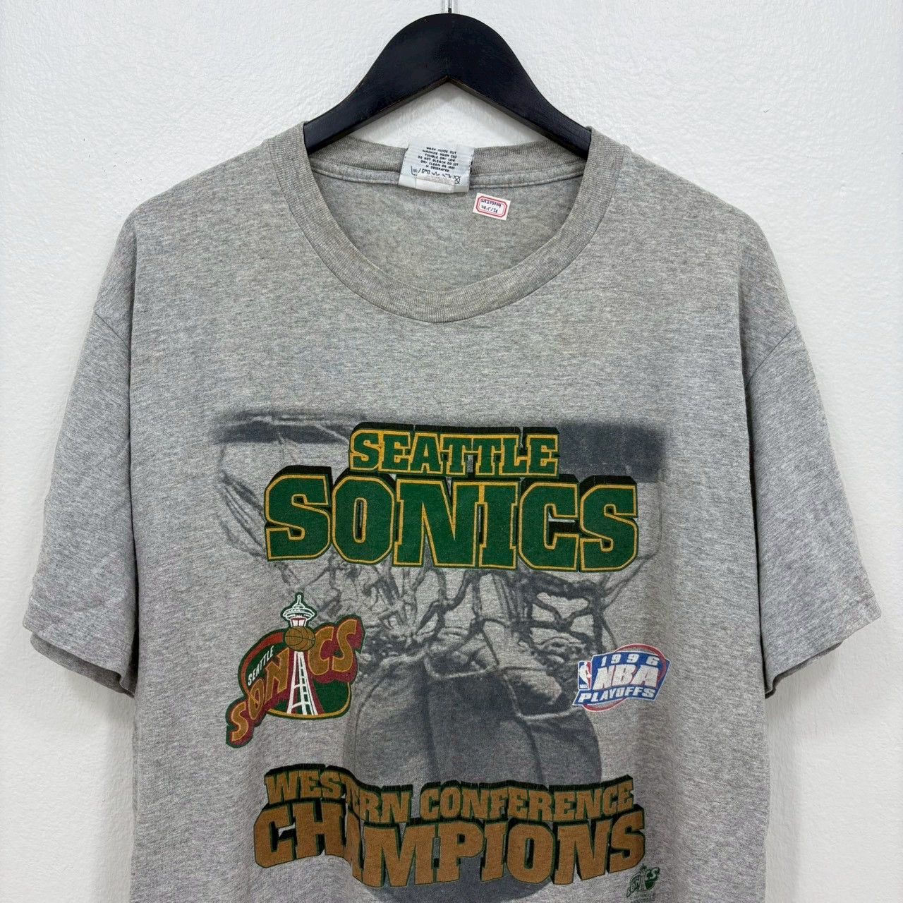 Vintage Vintage Seattle Sonics shirt size L wts03 Size US L / EU 52-54 / 3 - 1 Thumbnail