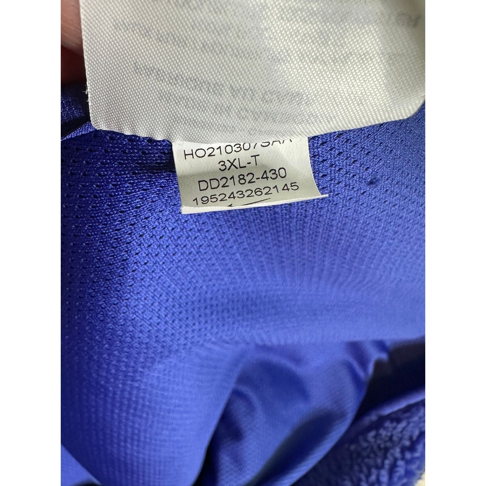 Nike Nike Yoga blue sherpa fleece pull over sweatshirt size 3XL Size US XXL / EU 58 / 5 - 6 Thumbnail