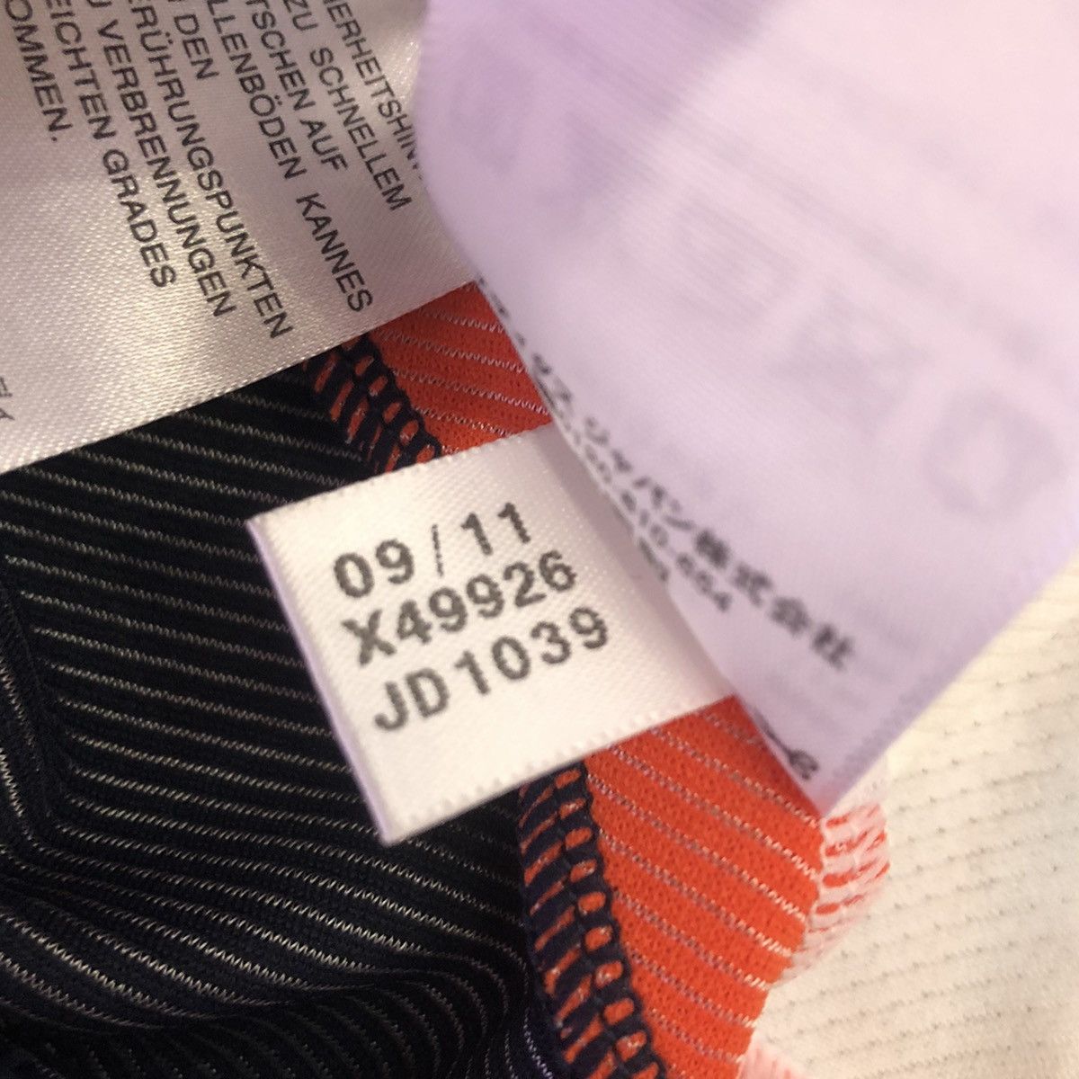 Adidas × Japanese Brand Japan 11/12 player issued/worn longsleeves training jersey Size US M / EU 48-50 / 2 - 11 Thumbnail