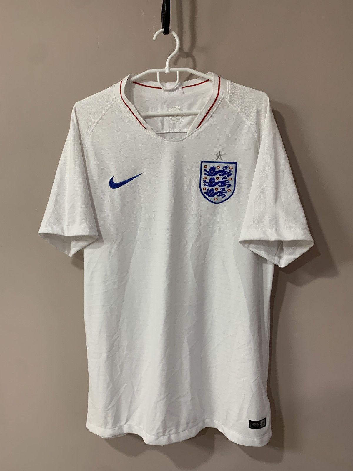 Other England 2018 Home Football Shirt Nike Soccer Jersey Size XL Size US XL / EU 56 / 4 - 1 Thumbnail