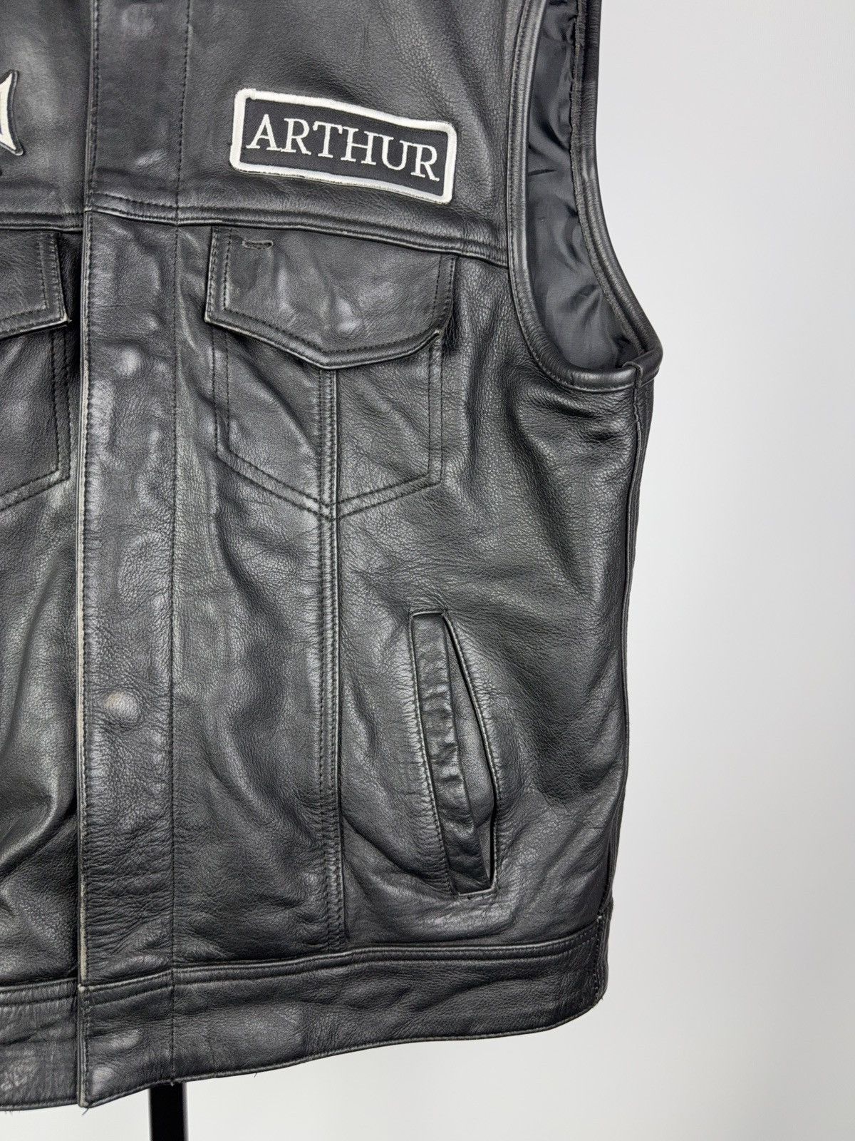 Vintage Real LEATHERICK Leather Biker Moto Racing Vest Skull Patch Size US S / EU 44-46 / 1 - 5 Thumbnail