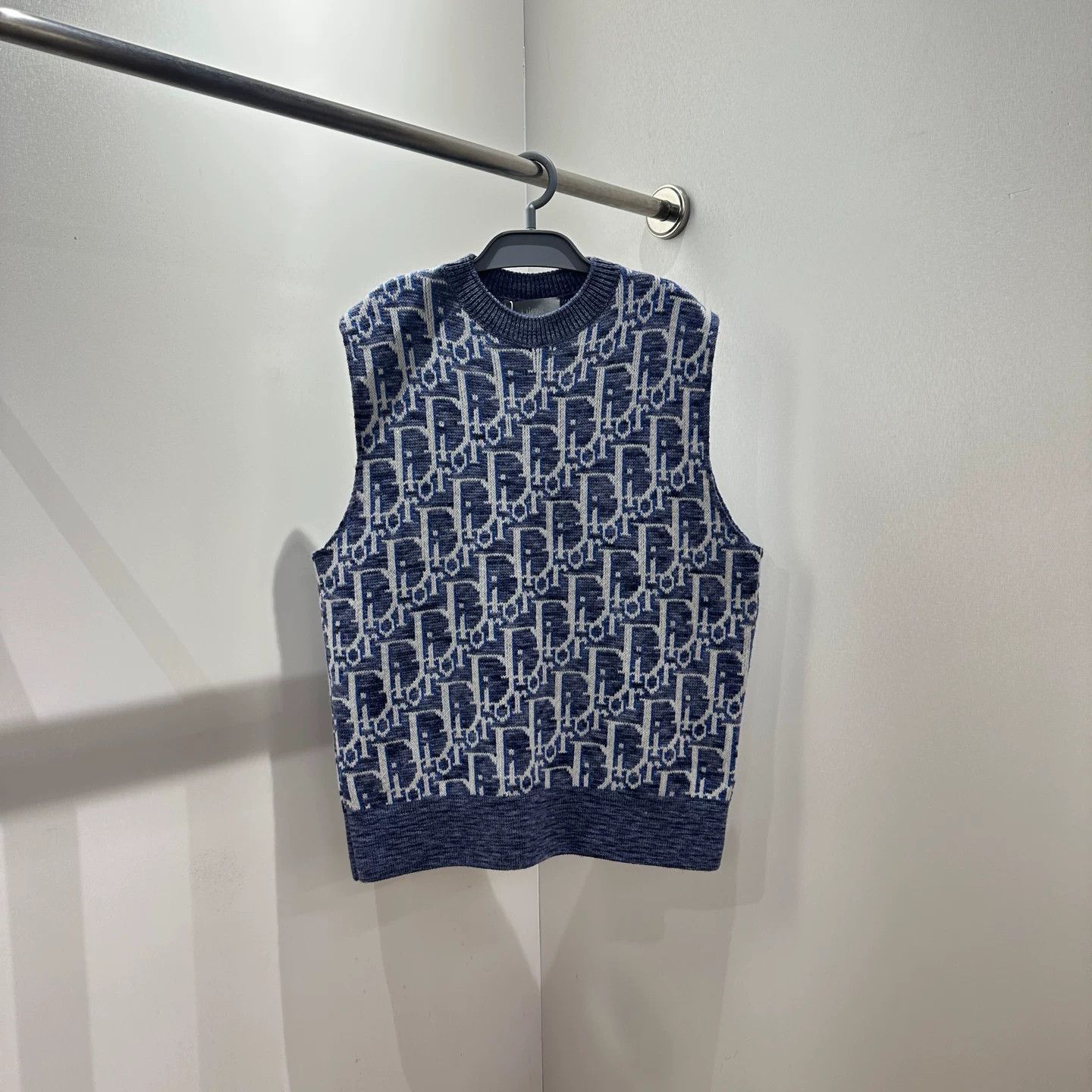 Dior Dior Wool T-Shirt S Women Size S / US 4 / IT 40 - 1 Thumbnail
