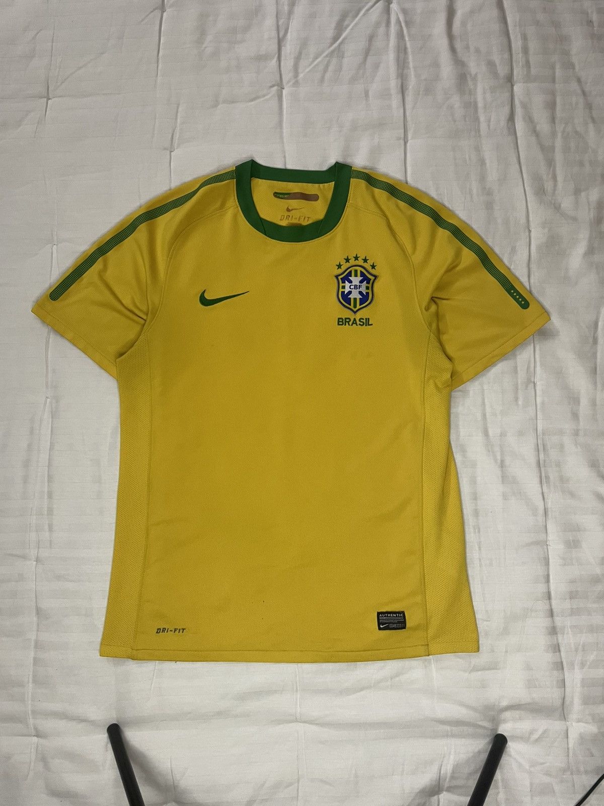 Nike Vintage Nike Brazil 2008-2010 Home Soccer Football Jersey Size US M / EU 48-50 / 2 - 1 Thumbnail