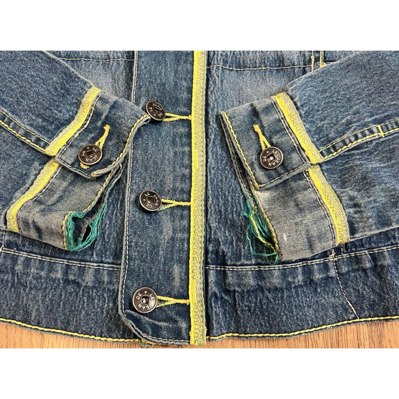 Denime VINTAGE Girbaud Jacket Denim Shacket 90s Collared Button Long Sleeve Women L Blue Denim Jacket Casual Party/Cocktail Size L / US 10 / IT 46 - 5 Thumbnail