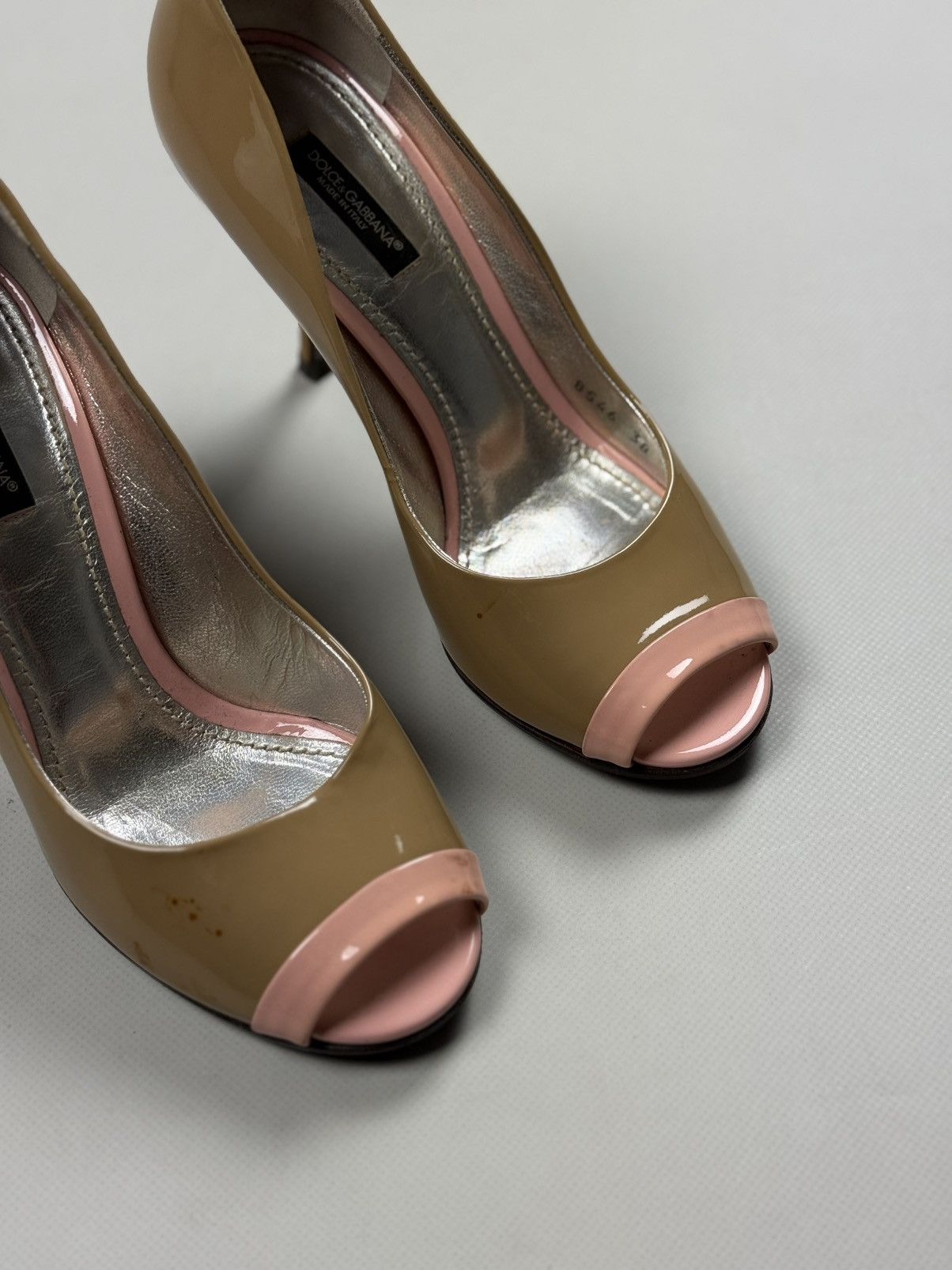Dolce & Gabbana Dolce&Gabbana Ladies Pump Patent Leather Heels Shoes Size US 9 / IT 39 - 3 Thumbnail