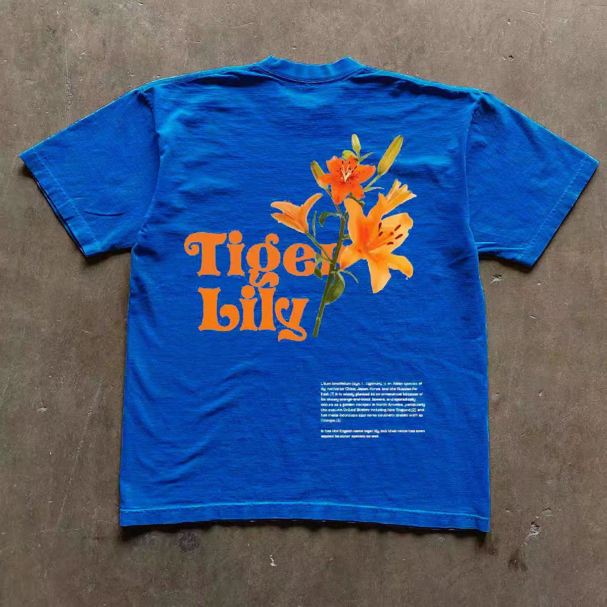 Vintage Blue washed retro floral print t-shirt Size US M / EU 48-50 / 2 - 1 Thumbnail