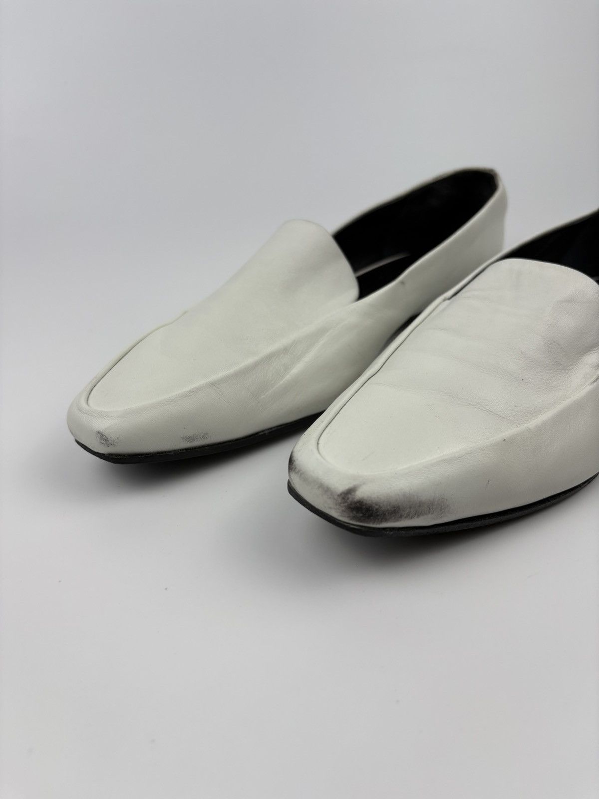 The Row The Row White Leather Minimal Loafer Size US 9 / IT 39 - 4 Thumbnail