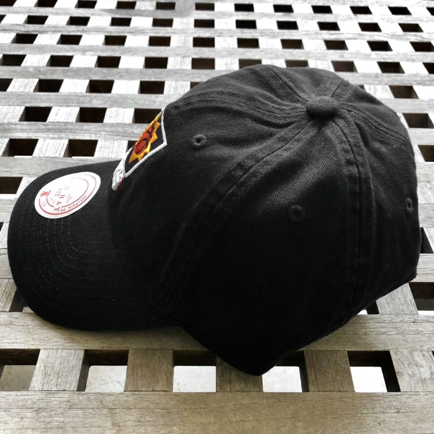 Mitchell & Ness Atlanta Braves MLB Cooperstown White Adjustable Hat Size ONE SIZE - 2 Thumbnail