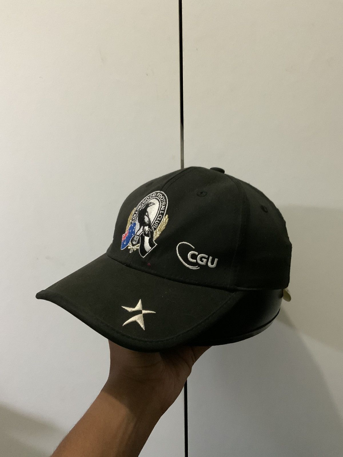 Hat Club AFL Star Athletic Fly Emirates Collingwood Fitted Hat Size ONE SIZE - 1 Thumbnail