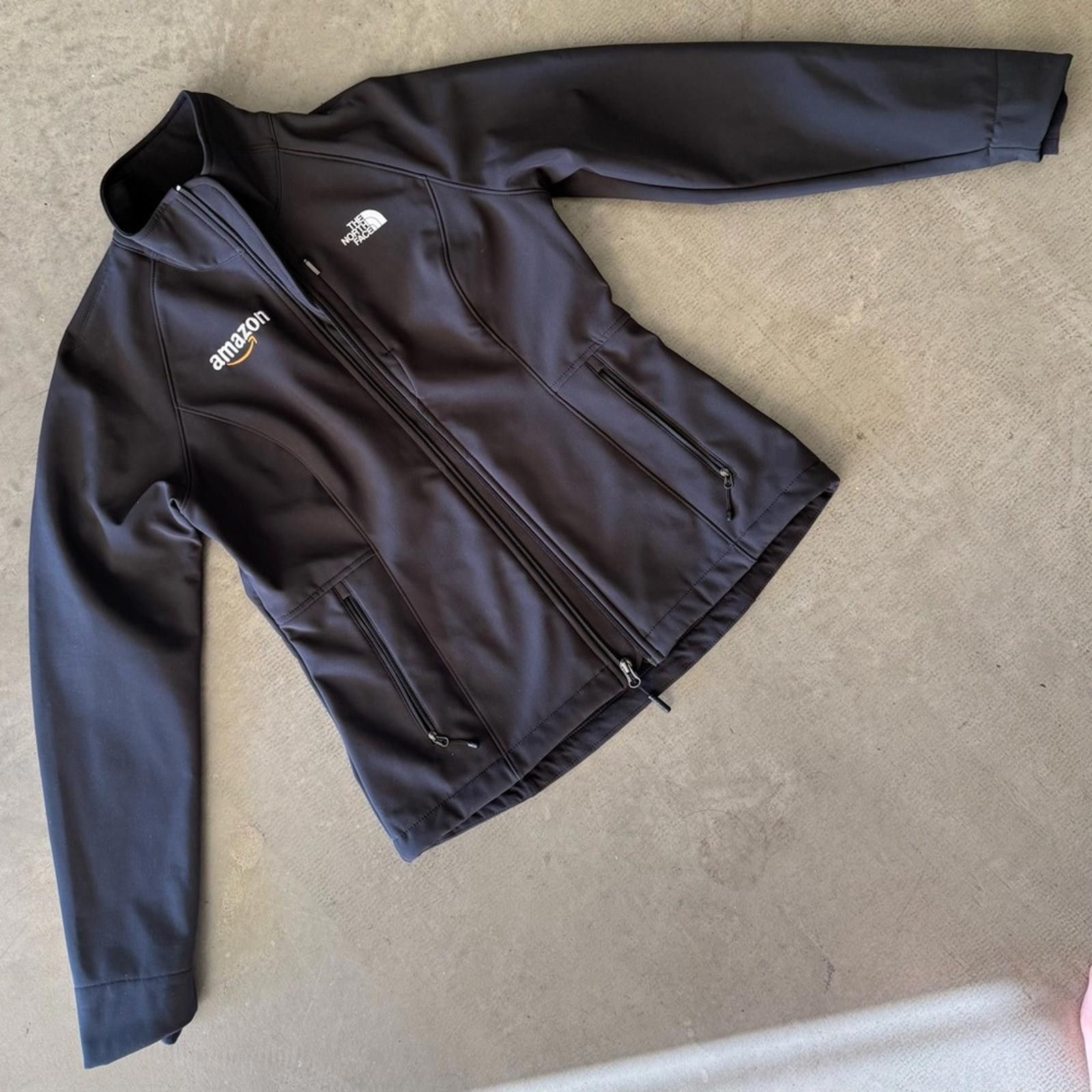 The North Face The North Face / Women’s Apex Barrier Soft Shell Jacket Size M / US 6-8 / IT 42-44 - 1 Thumbnail