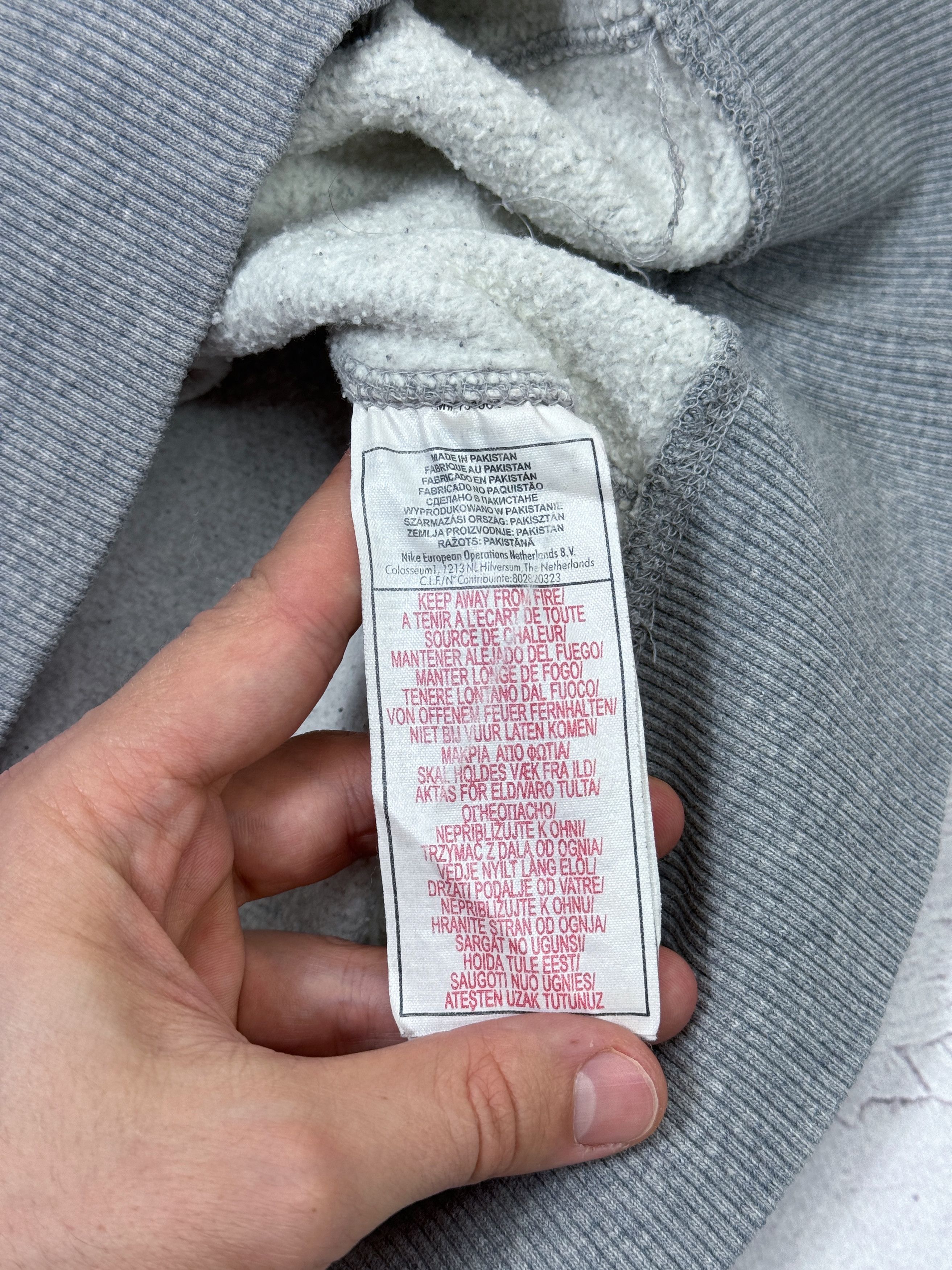 Nike × Vintage Y2K Nike Sweatshirt Small Swoosh Logo Basic Size US L / EU 52-54 / 3 - 16 Thumbnail