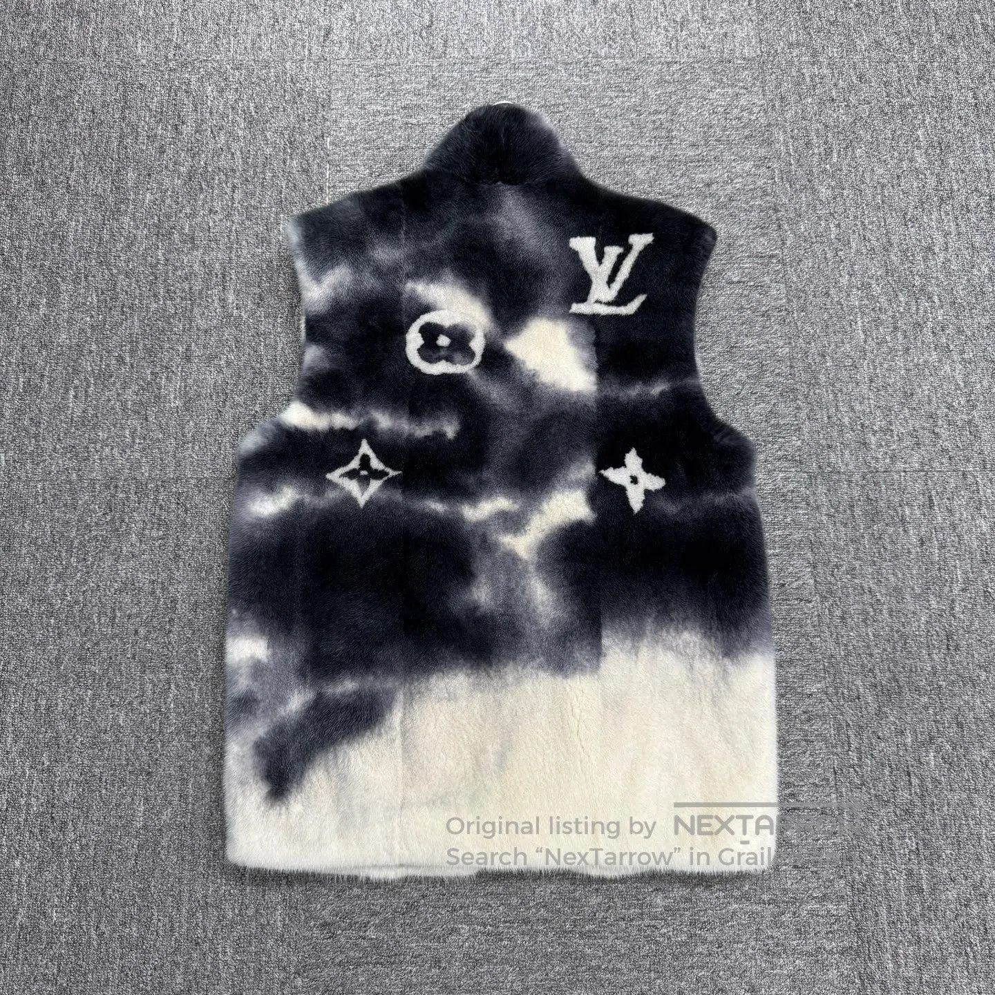 Louis Vuitton Louis Vuitton size44 Mink fur vest| Size XS / US 0-2 / IT 36-38 - 2 Thumbnail