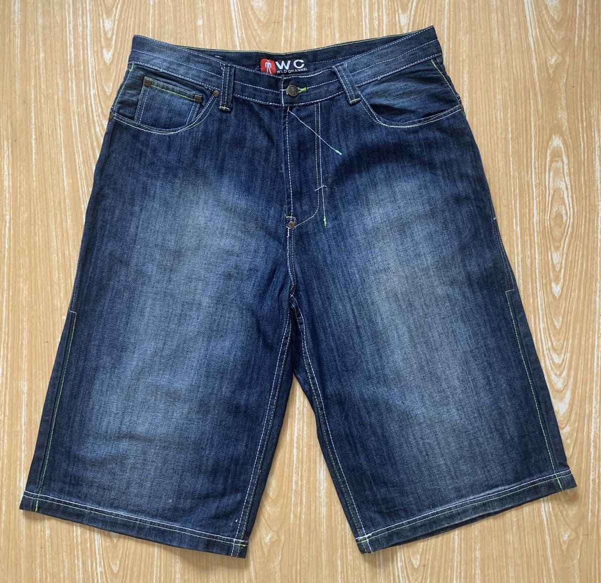 Japanese Brand Wild Channel Out Of This World Embroidered Baggy Short Pants Size US 34 / EU 50 - 3 Thumbnail