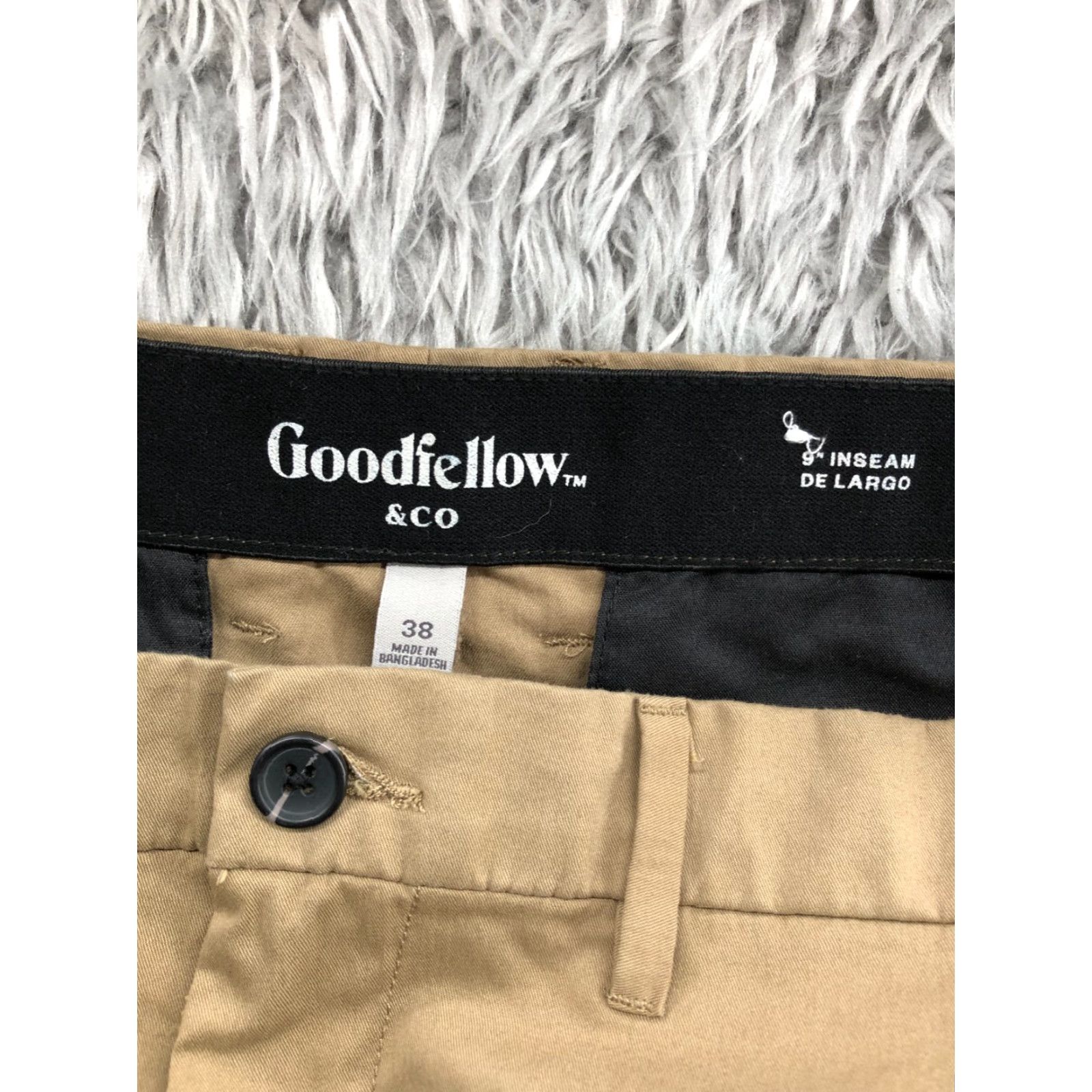 Vintage Goodfellow Chino Shorts Mens Size 38 Mid Rise Medium Wash Beige Casual 5-Pocket Design Belt Loops Regular Size US 38 / EU 54 - 7 Thumbnail