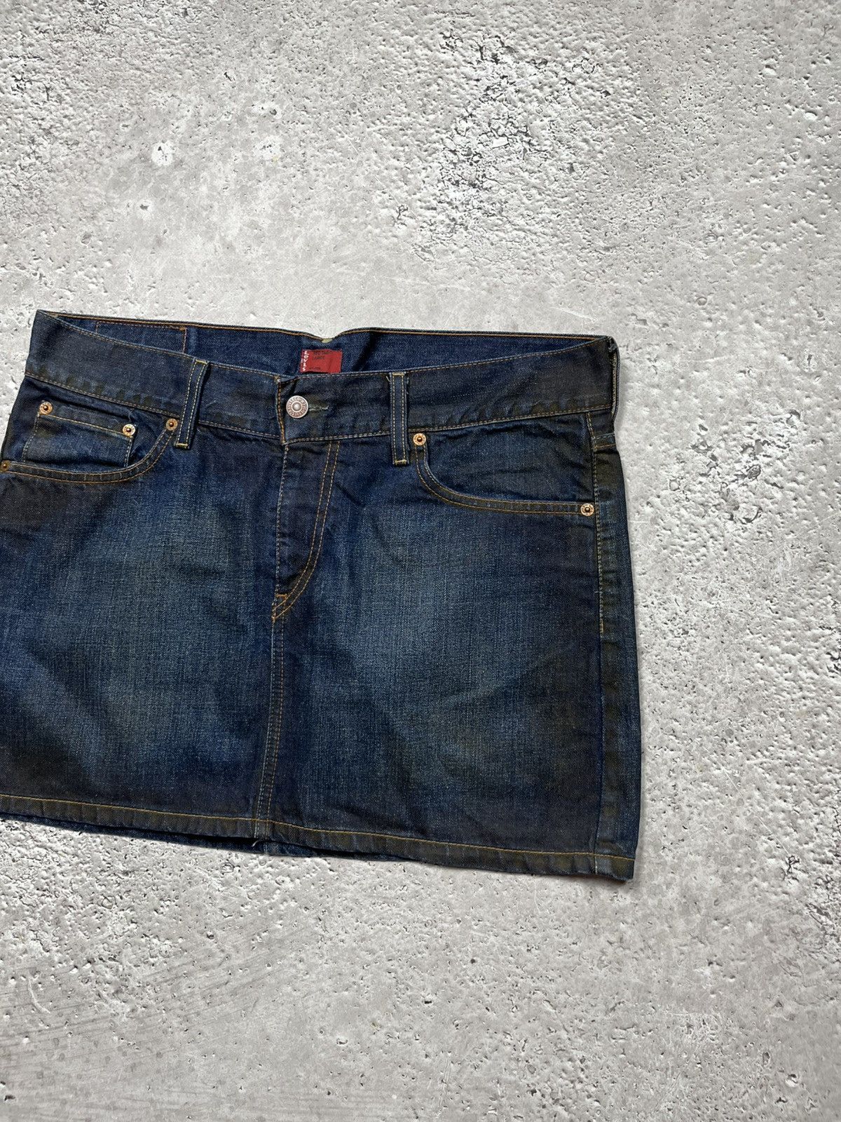 Levi's × Vintage Vintage Levi’s Red Tab Denim Mini Skirt Back Belted Waist Size 30" / US 8 / IT 44 - 8 Thumbnail