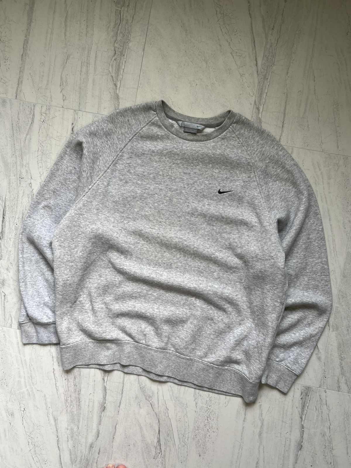 Nike Vintage Nike Silver Bar Grey Essential Sweatshirt Crewneck Size US XL / EU 56 / 4 - 2 Thumbnail