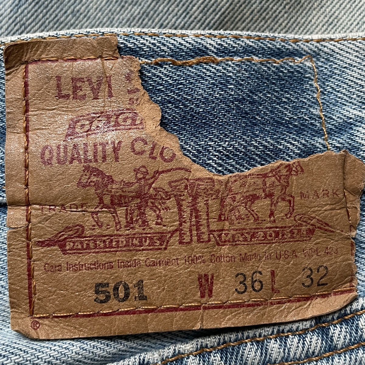 Levi's × Vintage Vintage Brand Levi’s 501 Made In Usa Jeans 1990s Size US 36 / EU 52 - 11 Thumbnail