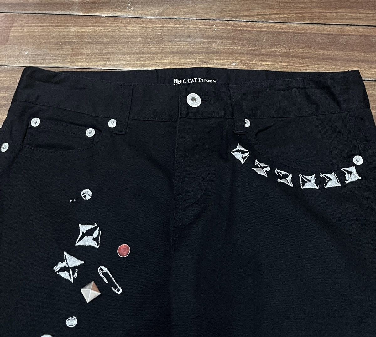 Le Grande Bleu (L.G.B.) Rare Design Vintage Japanese Brand Hell Cat Punk Pants 1990s Size US 31 - 3 Thumbnail