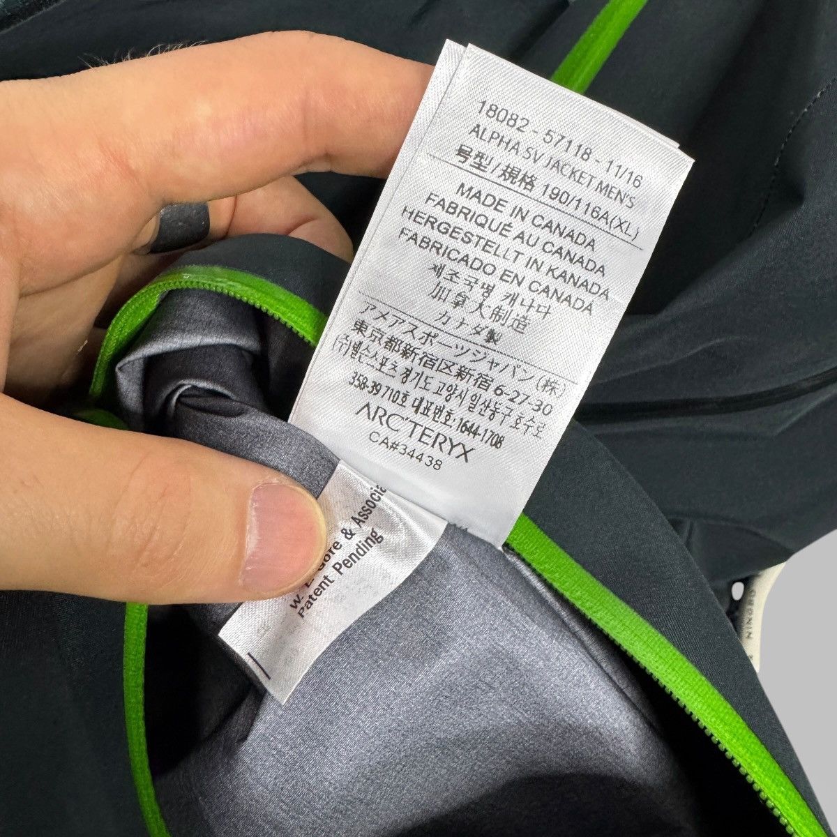 Arc'teryx ARCTERYX GREEN ALPHA SV GORE TEX PRO JACKET SIZE XL Size US XL / EU 56 / 4 - 14 Thumbnail