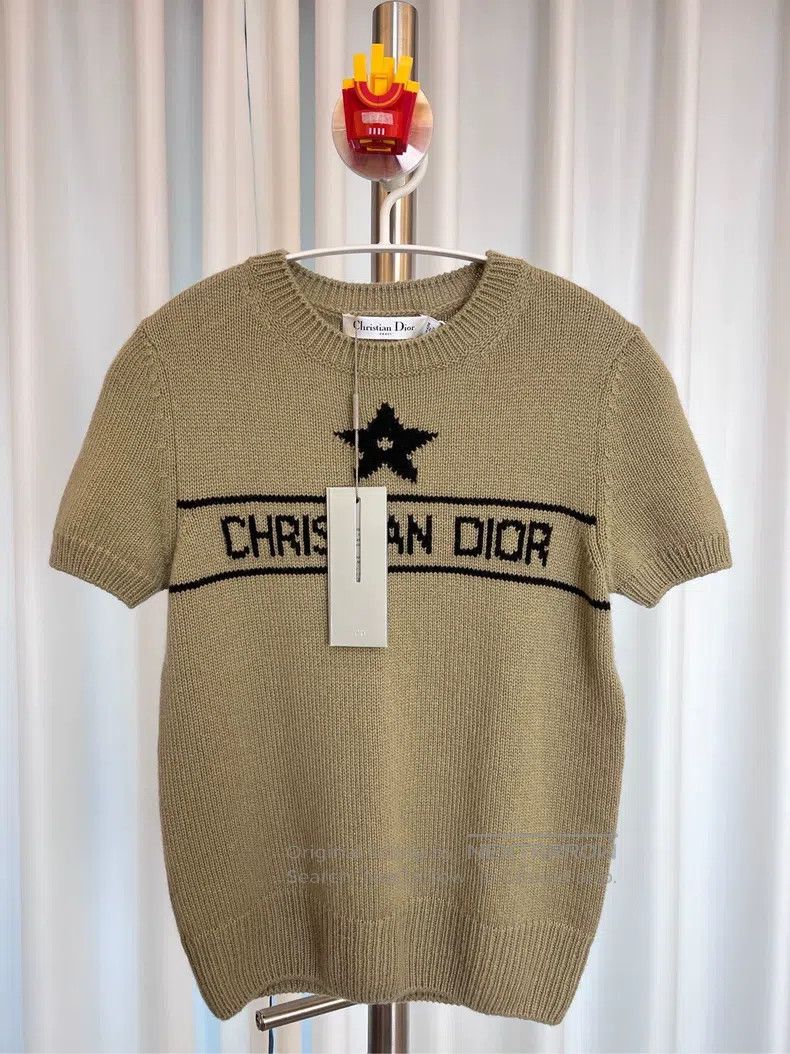 Dior Dior Khaki lucky star letter logo knitted short-sleeved sh Size XXS / US 00 / IT 34 - 1 Thumbnail