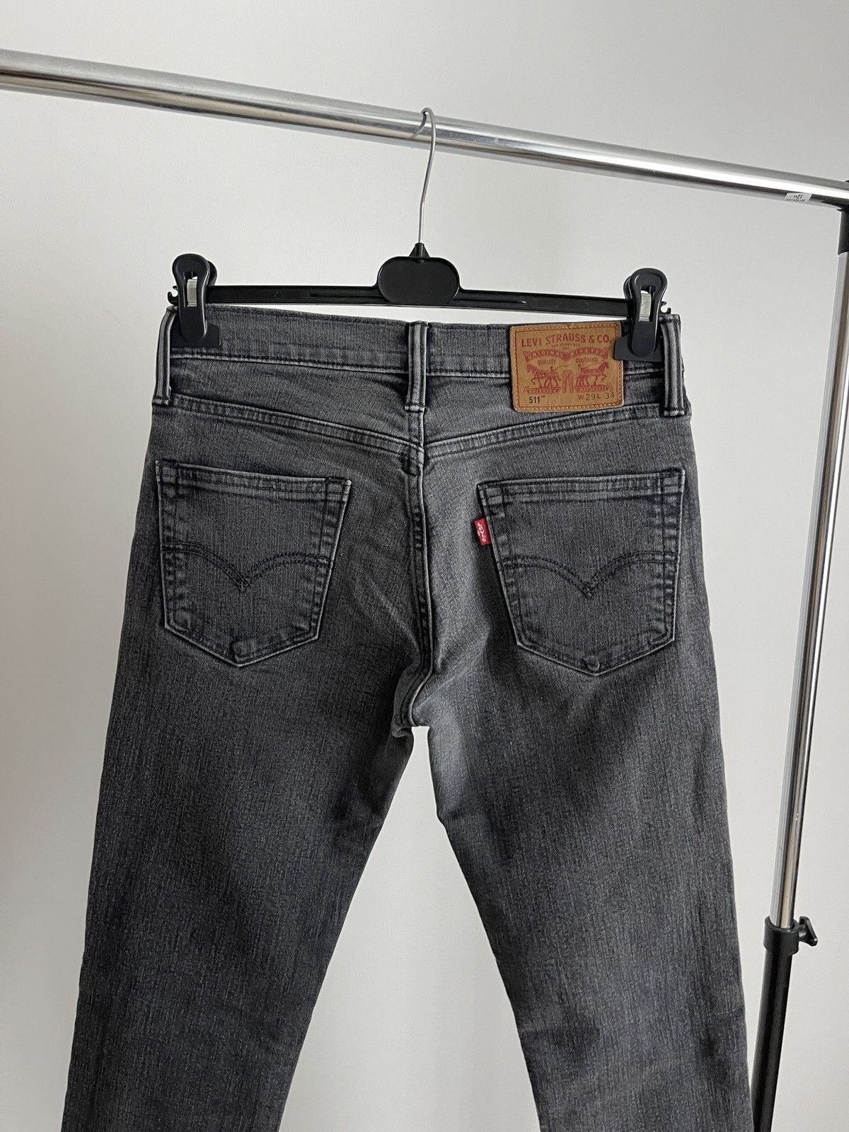 Levi's Levis denim mens jeans gray 29/34 Size US 29 - 3 Thumbnail