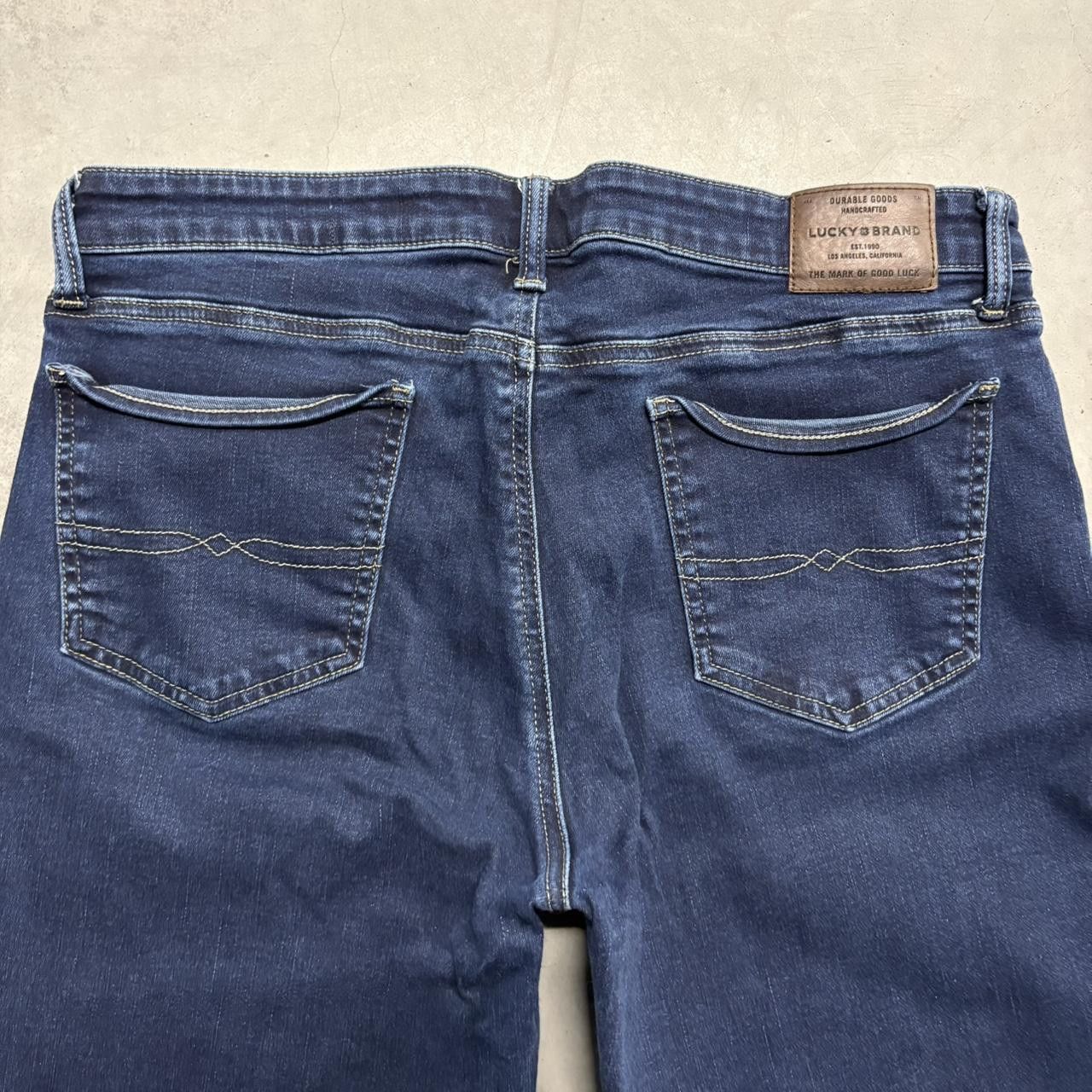 Lucky Brand × Vintage Crazy Vintage Y2K/2000s Lucky Brand Dark Wash Bootcut Denim Jeans! Size US 32 / EU 48 - 5 Thumbnail