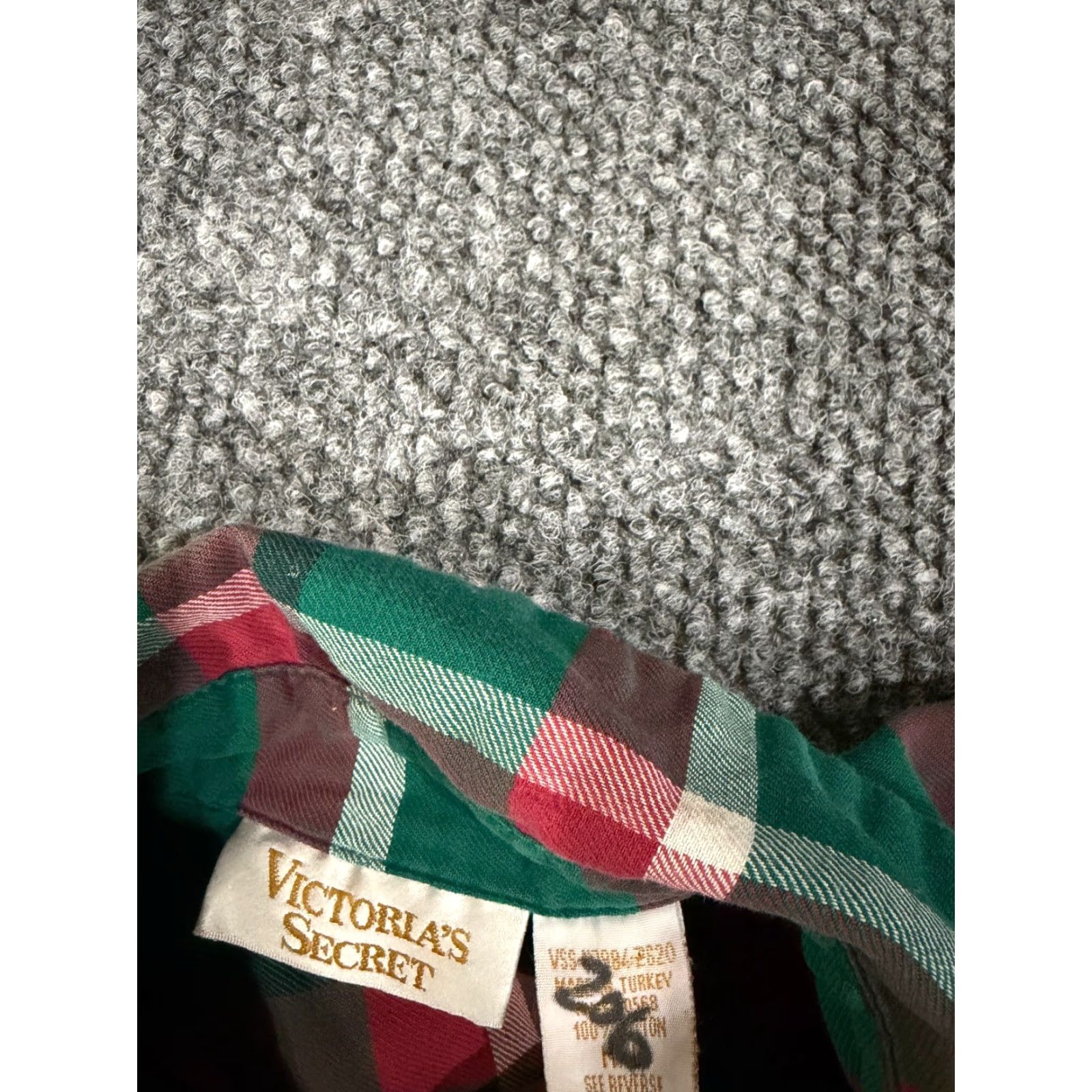 Victoria's Secret Victoria’s Secret blouse womens medium green red plaid vintage button front Size M / US 6-8 / IT 42-44 - 7 Thumbnail