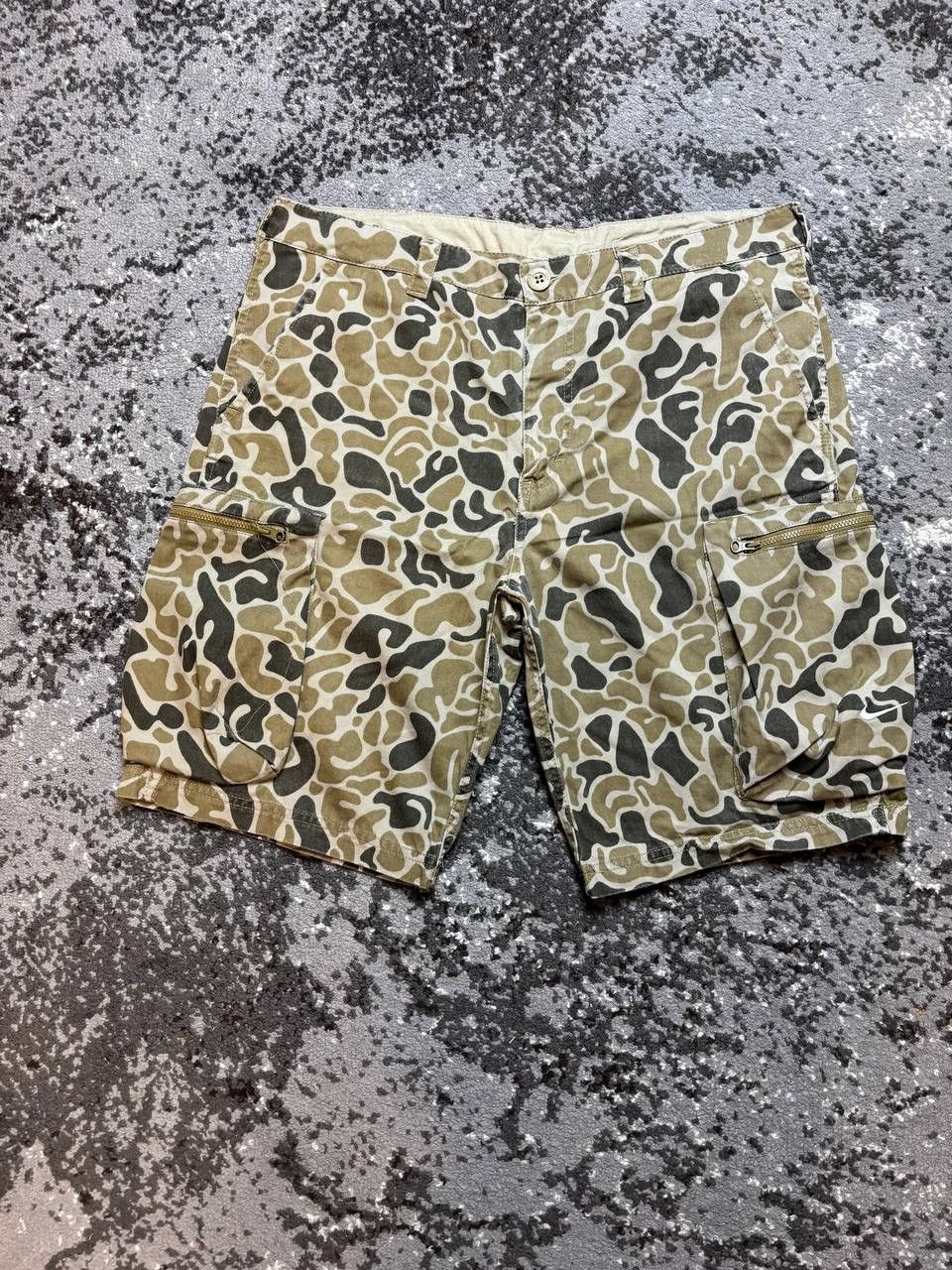 Nike × Vintage Vintage Y2K Nike Adept Military Camo Cargo Swoosh Shorts Size US 32 / EU 48 - 1 Thumbnail