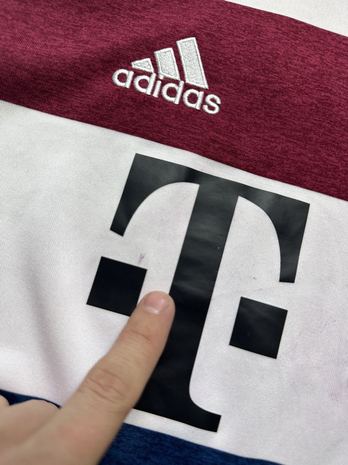 Adidas × Vintage Vintage soccer jersey 10 Robben Bayern Munich size M Size US M / EU 48-50 / 2 - 4 Thumbnail