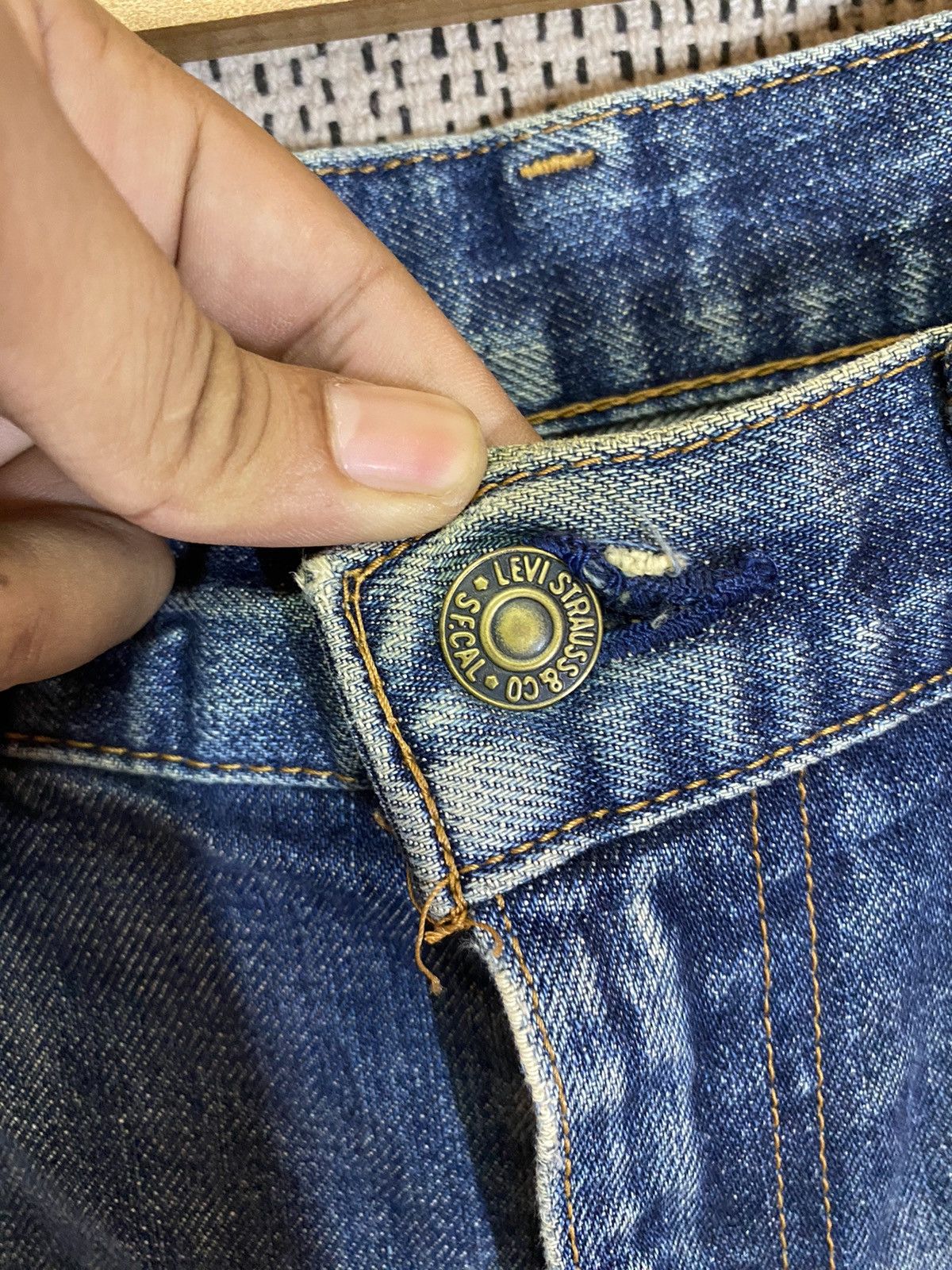 Levi's ‼️VINTAGE LEVIS BIG E 551zxx SELVEDGE DENIM DISTROY‼️ Size US 32 / EU 48 - 16 Thumbnail