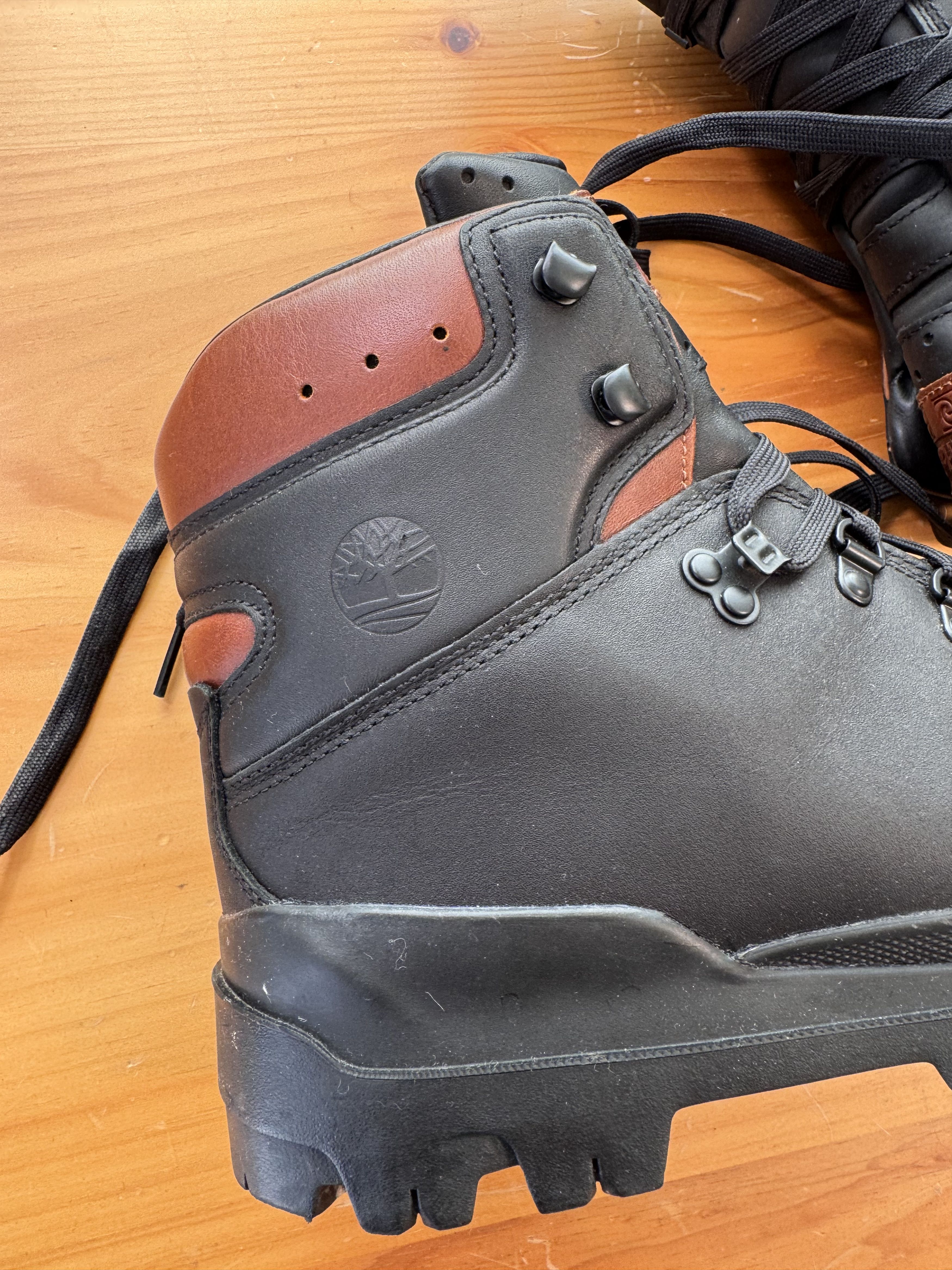 Timberland Timberland World Hiker Boot OG 'Black' Size US 8 / EU 41 - 2 Thumbnail