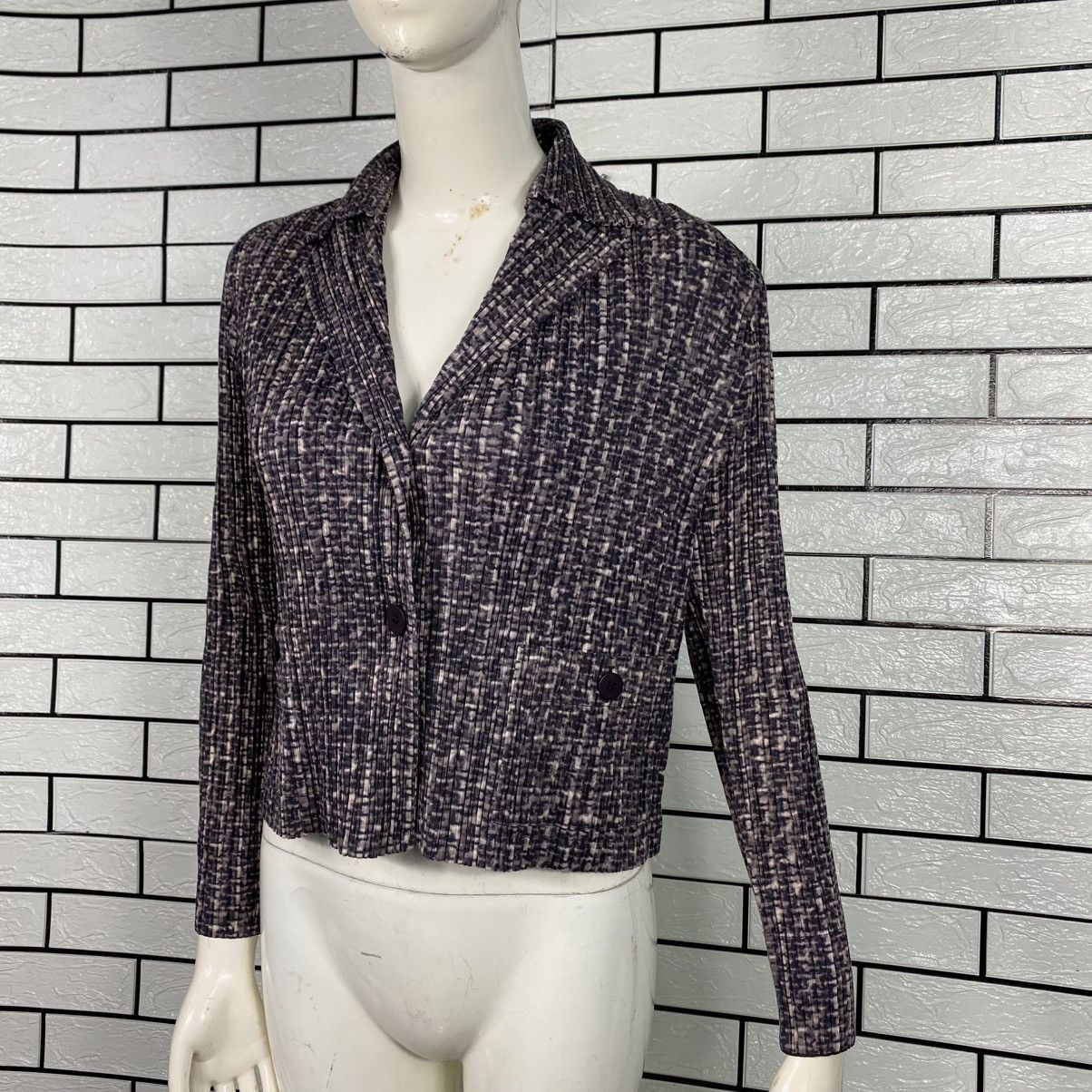 Issey Miyake 🔥BUTTON UPS PLEATED JACKET PLEATS PLEASE ISSEY MIYAKE Size M / US 6-8 / IT 42-44 - 2 Thumbnail