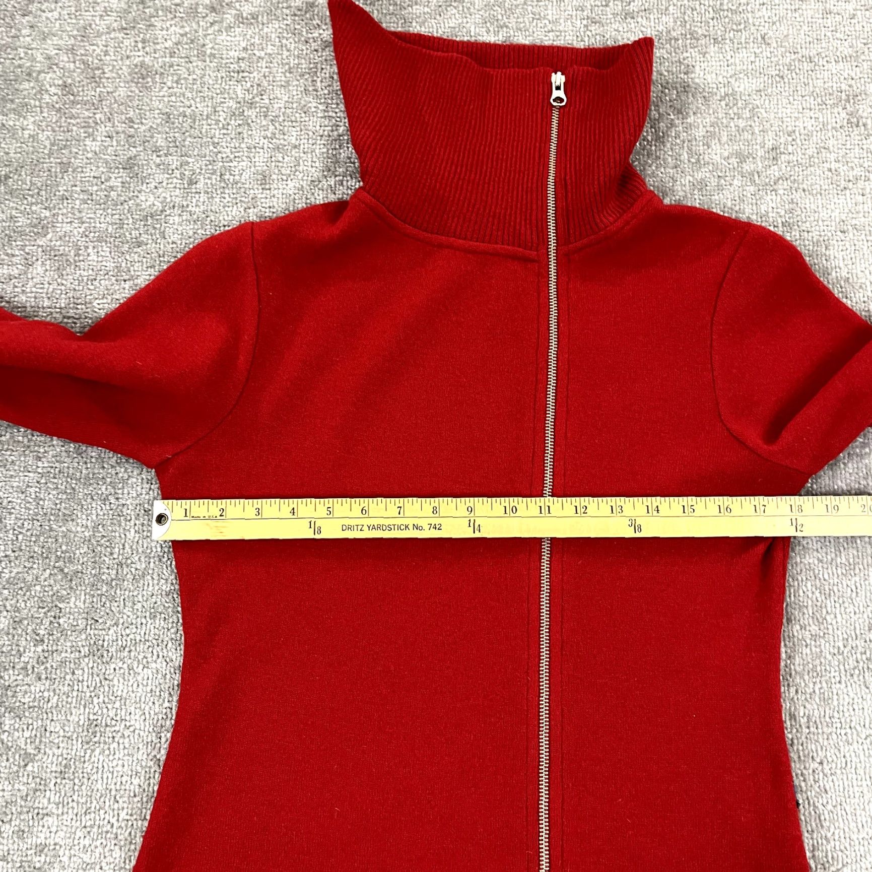 Vintage KUHL Sweater Womens Medium Red Merino Wool Asymmetrical Collar Full Zip Hiking Size M / US 6-8 / IT 42-44 - 5 Thumbnail