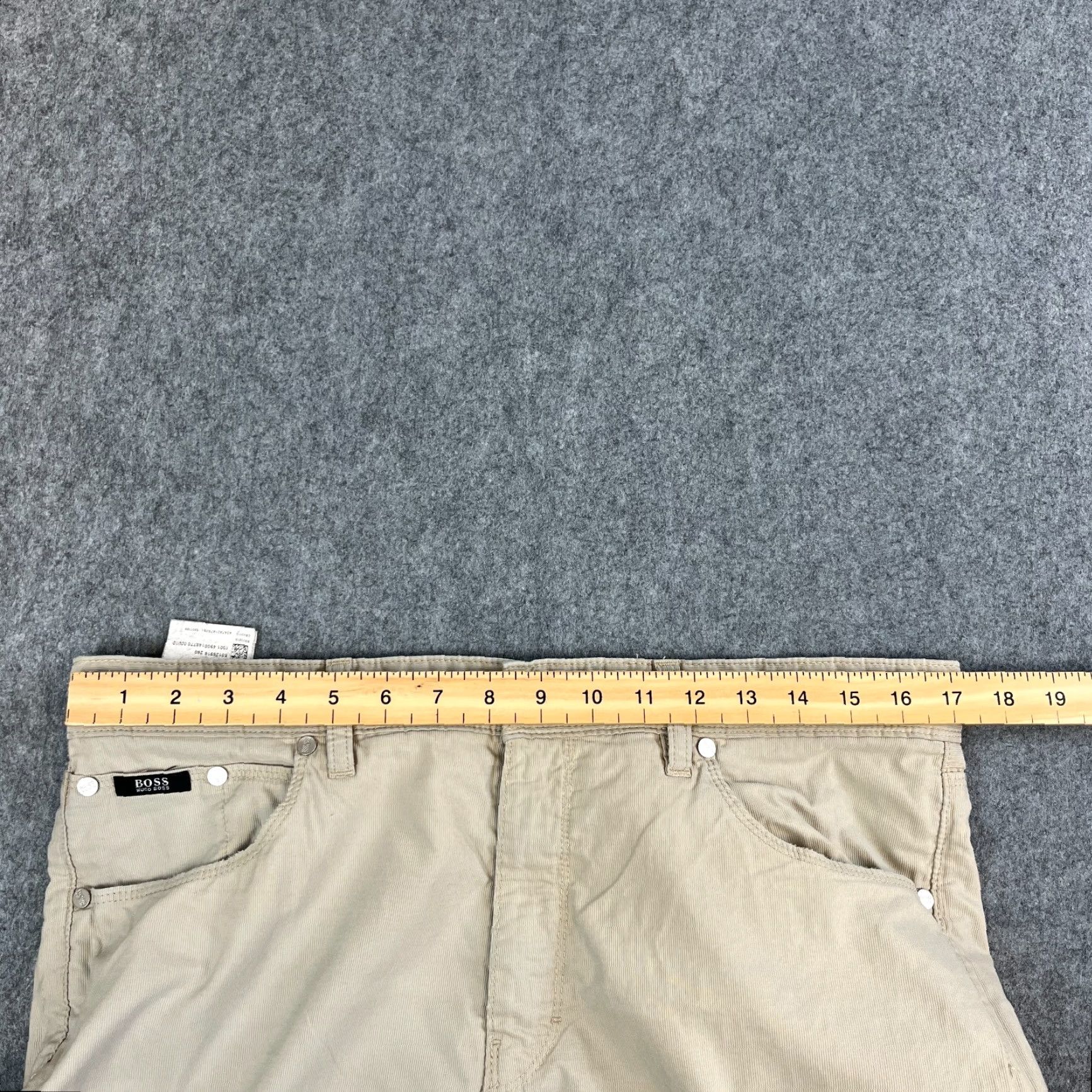 Hugo Boss HUGO BOSS Jeans Relaxed Straight 34 32 Beige Denim 5-Pocket Mens Regular Size Type XS-? Size US 34 / EU 50 - 6 Thumbnail