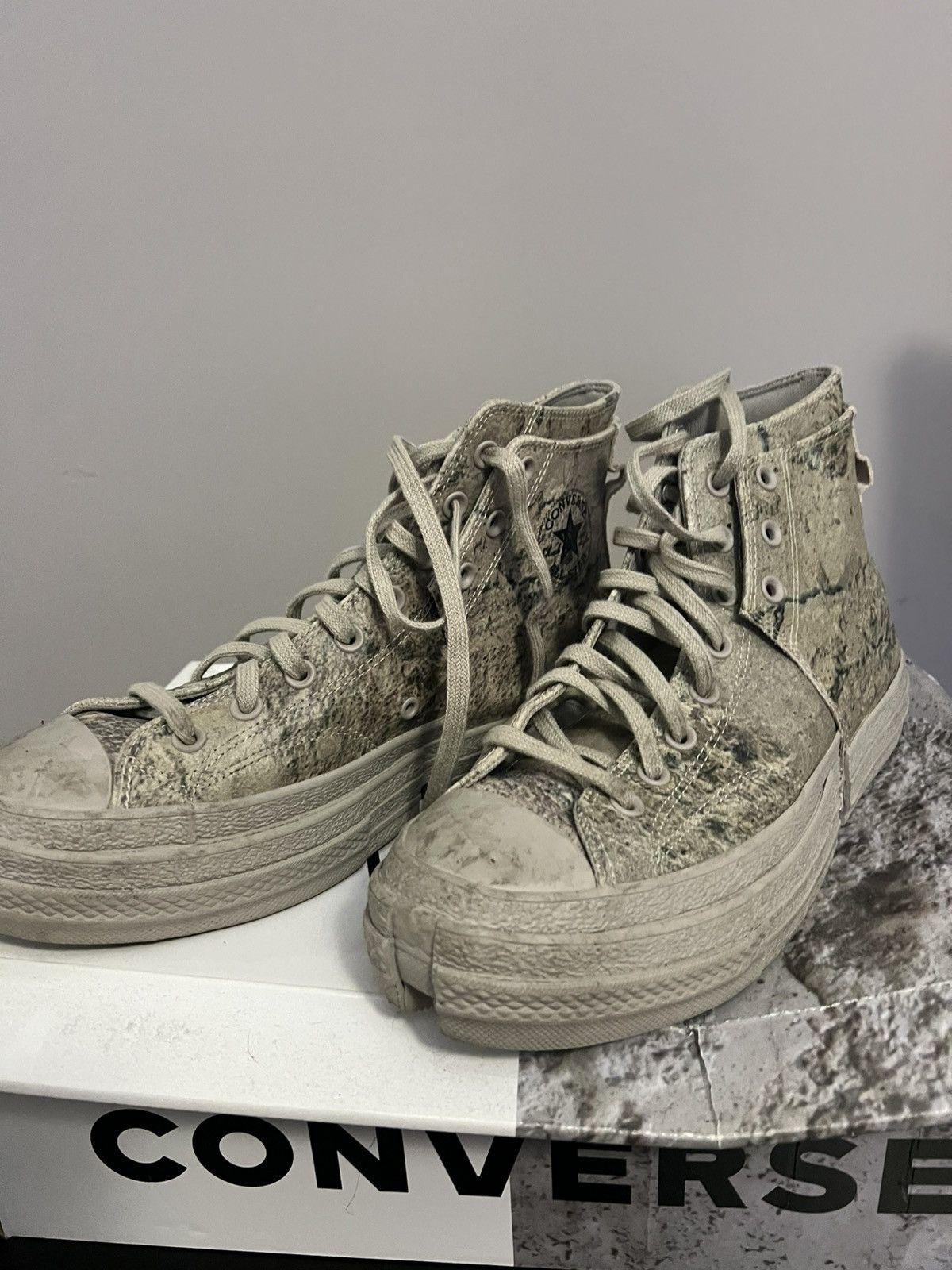 Converse × Feng Chen Wang Converse Converse x Feng Chen Wang Chuck 70 - 2 in 1 Hi Size US 11 / EU 44 - 3 Thumbnail