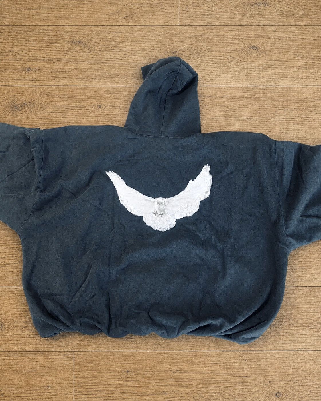 Balenciaga Dove Hoodie Size US S / EU 44-46 / 1 - 1 Thumbnail