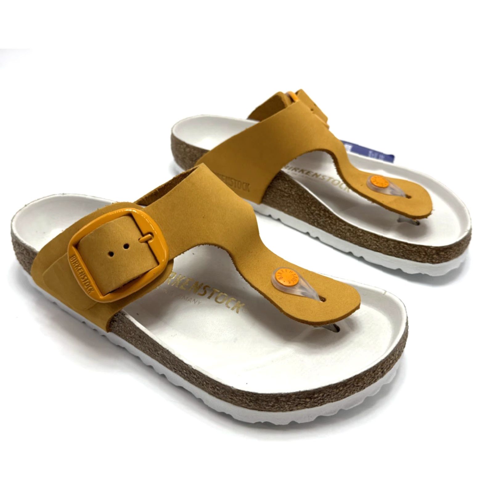 Birkenstock Birkenstock Gizeh Sandal Buckle Apricot Nubuck Leather Womens Size 5 Size US 5 / IT 35 - 2 Thumbnail