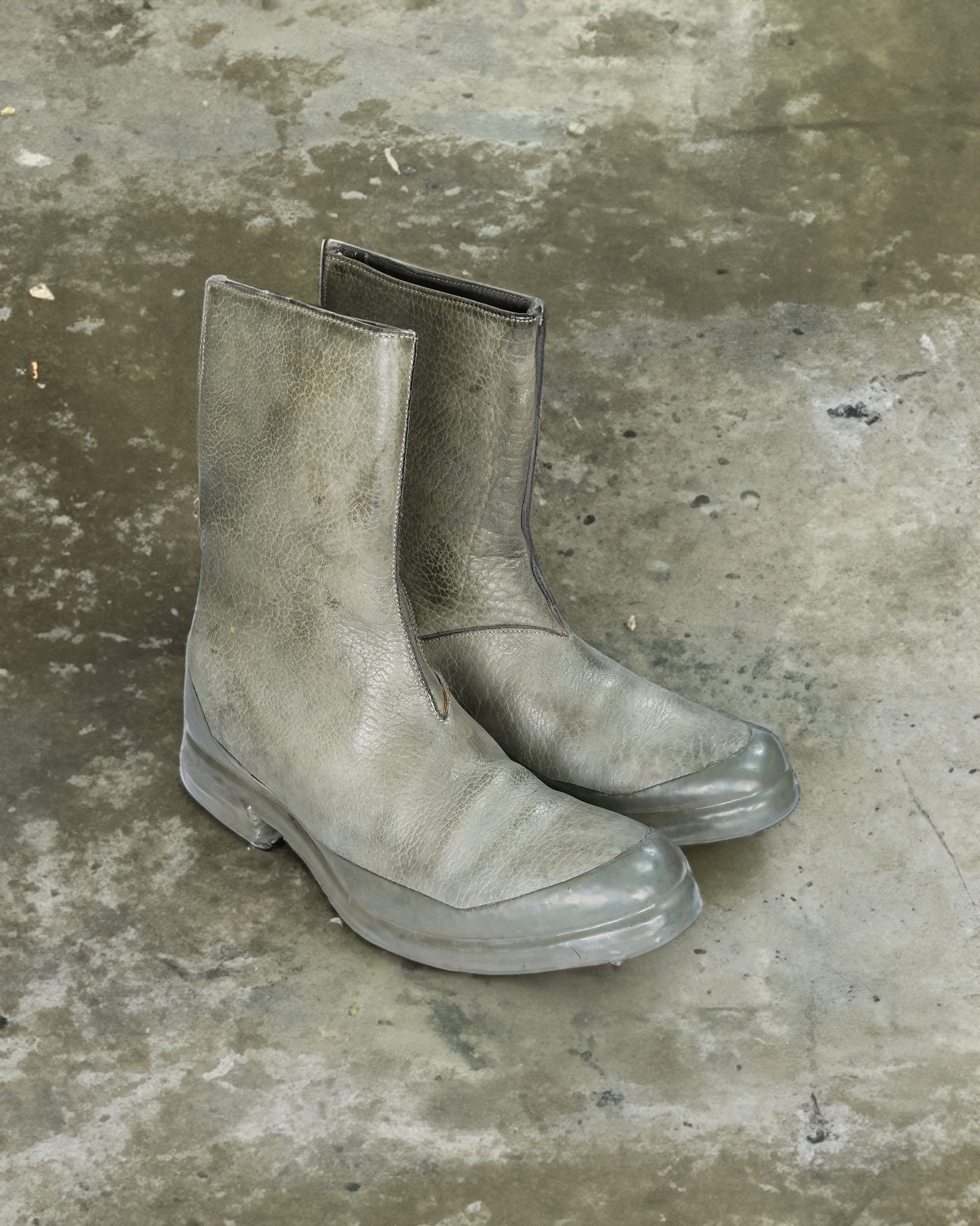 image of Carol Christian Poell Drip Tornado Boots in Grey, Men's (Size 8)