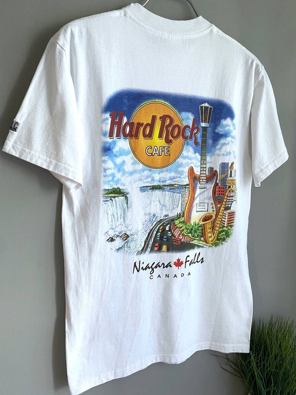 Hard Rock Cafe × Vintage Vintage Hard Rock Cafe Niagara Falls Canada 90s T-Shirt, S Size US S / EU 44-46 / 1 - 3 Thumbnail