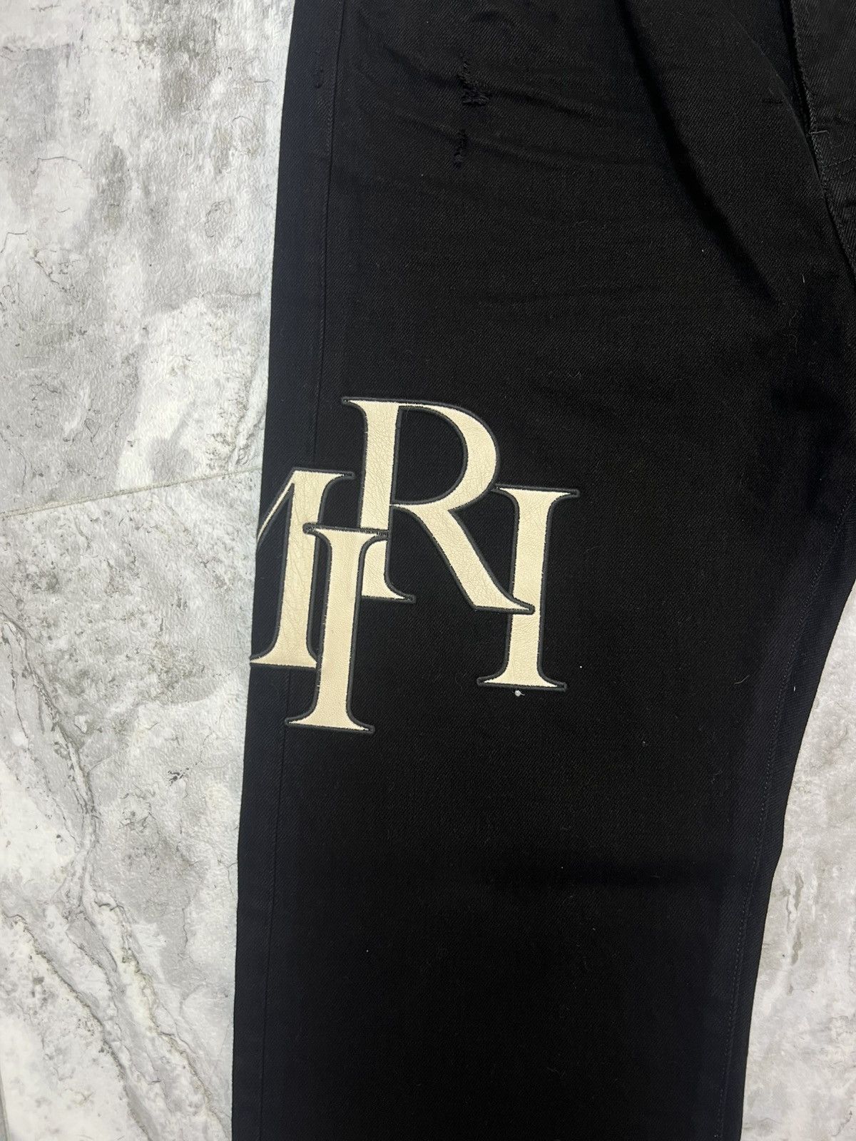 Amiri Amiri Straggered Logo Skinny Jeans Black Size US 34 / EU 50 - 3 Thumbnail