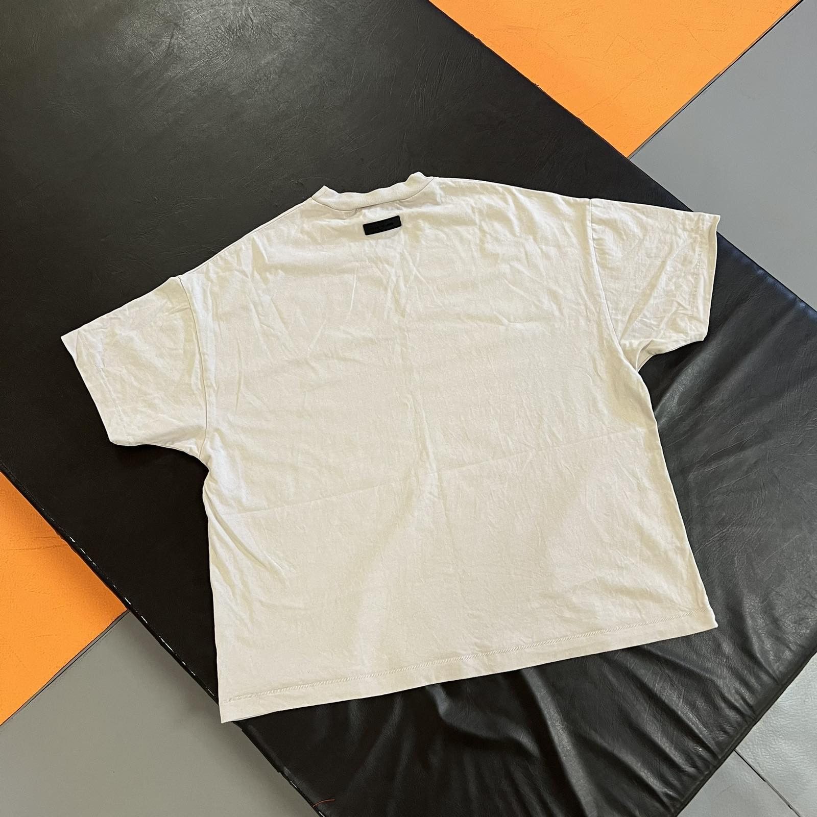 Essentials × Fear of God Fear of God Essentials Tee Core Heather Sz S Size US S / EU 44-46 / 1 - 2 Thumbnail
