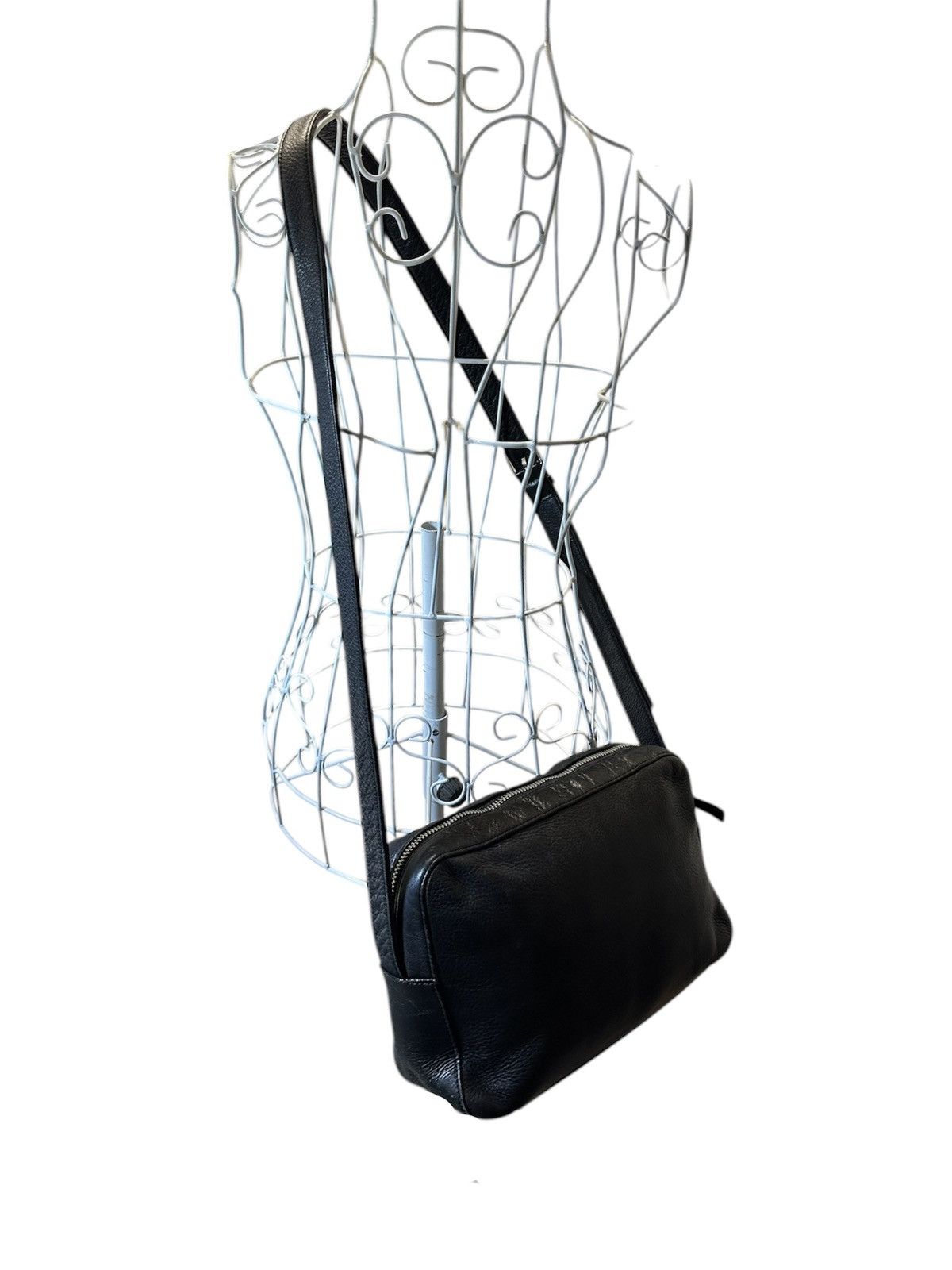 Issey Miyake 1990 Issey Miyake IM Product Leather Sling Bag Size ONE SIZE - 2 Thumbnail