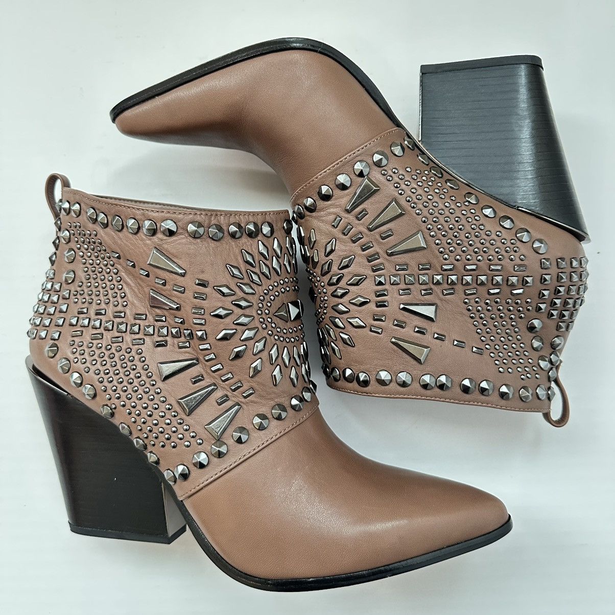 New BCBG Maxazria Leather Studded Ankle Brown Boots Size 9.5