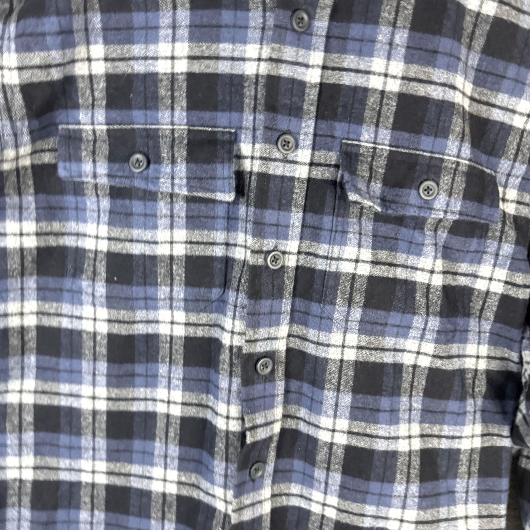 Vintage L.L. Bean Shirt Mens Small Blue Plaid Chamois Flannel Button Front Long Sleeve Size US S / EU 44-46 / 1 - 6 Thumbnail