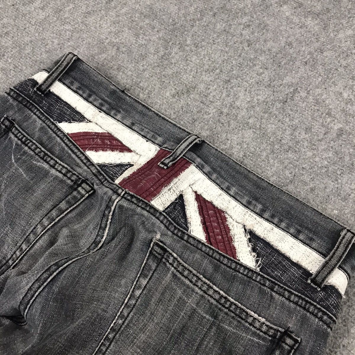 If Six Was Nine × Japanese Brand SEMANTICDESIGN RIPPED DISTRESSED BLACK FADED DENIM PANTS Size US 30 / EU 46 - 11 Thumbnail