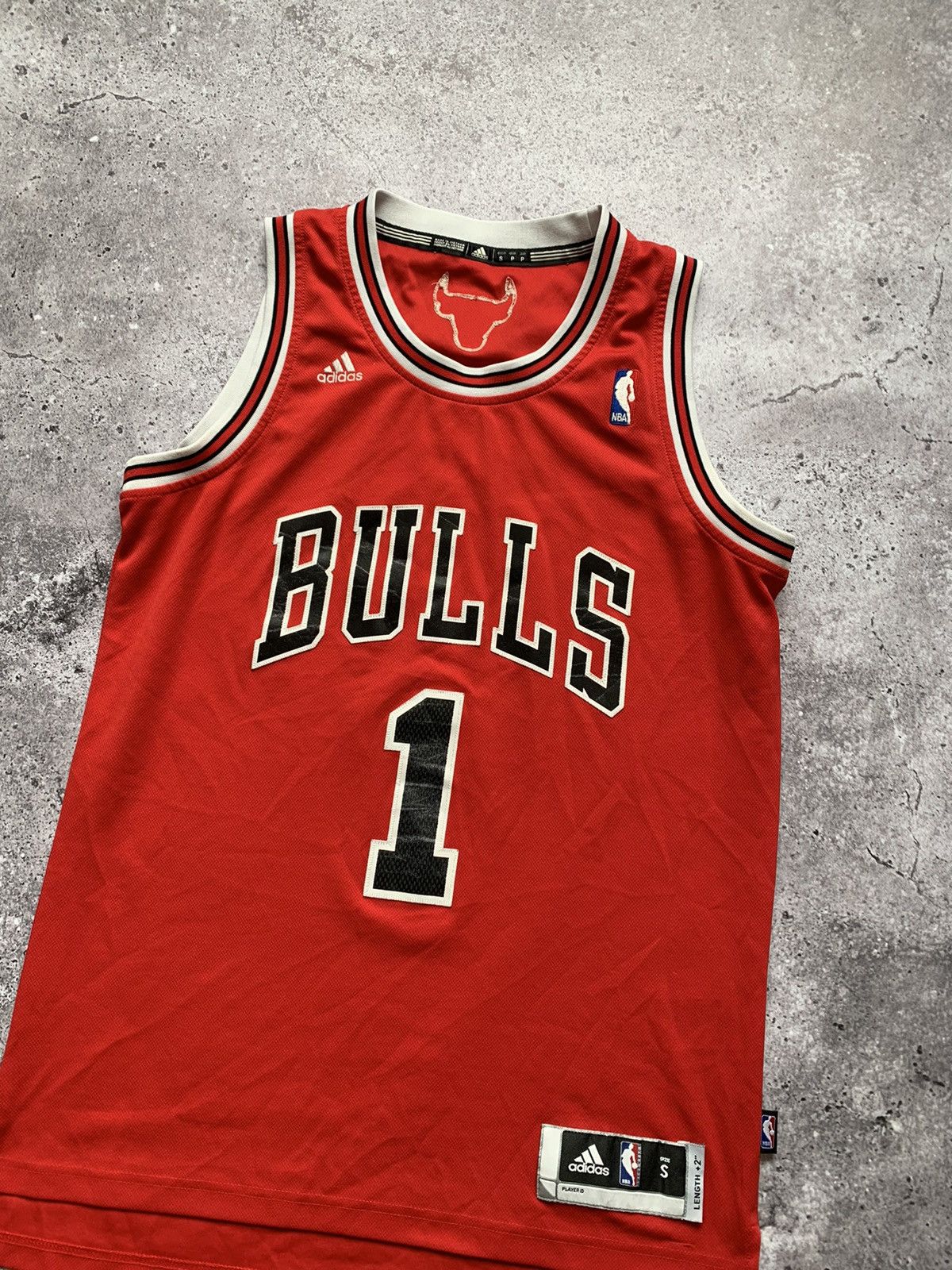 Adidas × NBA 🔥CHICAGO BULLS 2012 DERRICK ROSE #1 ADIDAS NBA JERSEY Size US M / EU 48-50 / 2 - 3 Thumbnail