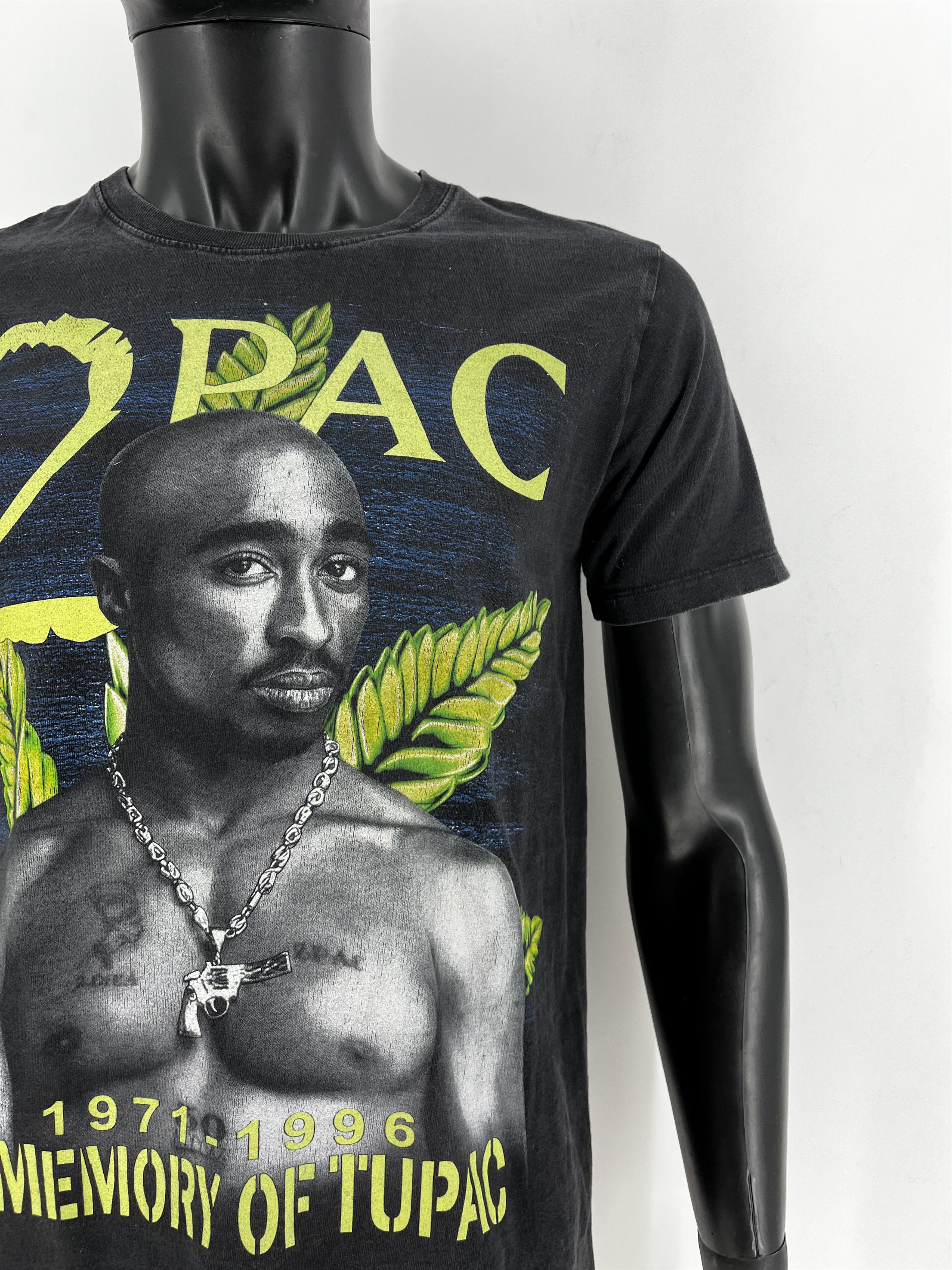 Band Tees Vintage 2Pac Tupac Shakur 1996 Men’s Black Double Sided Sz M Size US M / EU 48-50 / 2 - 8 Thumbnail